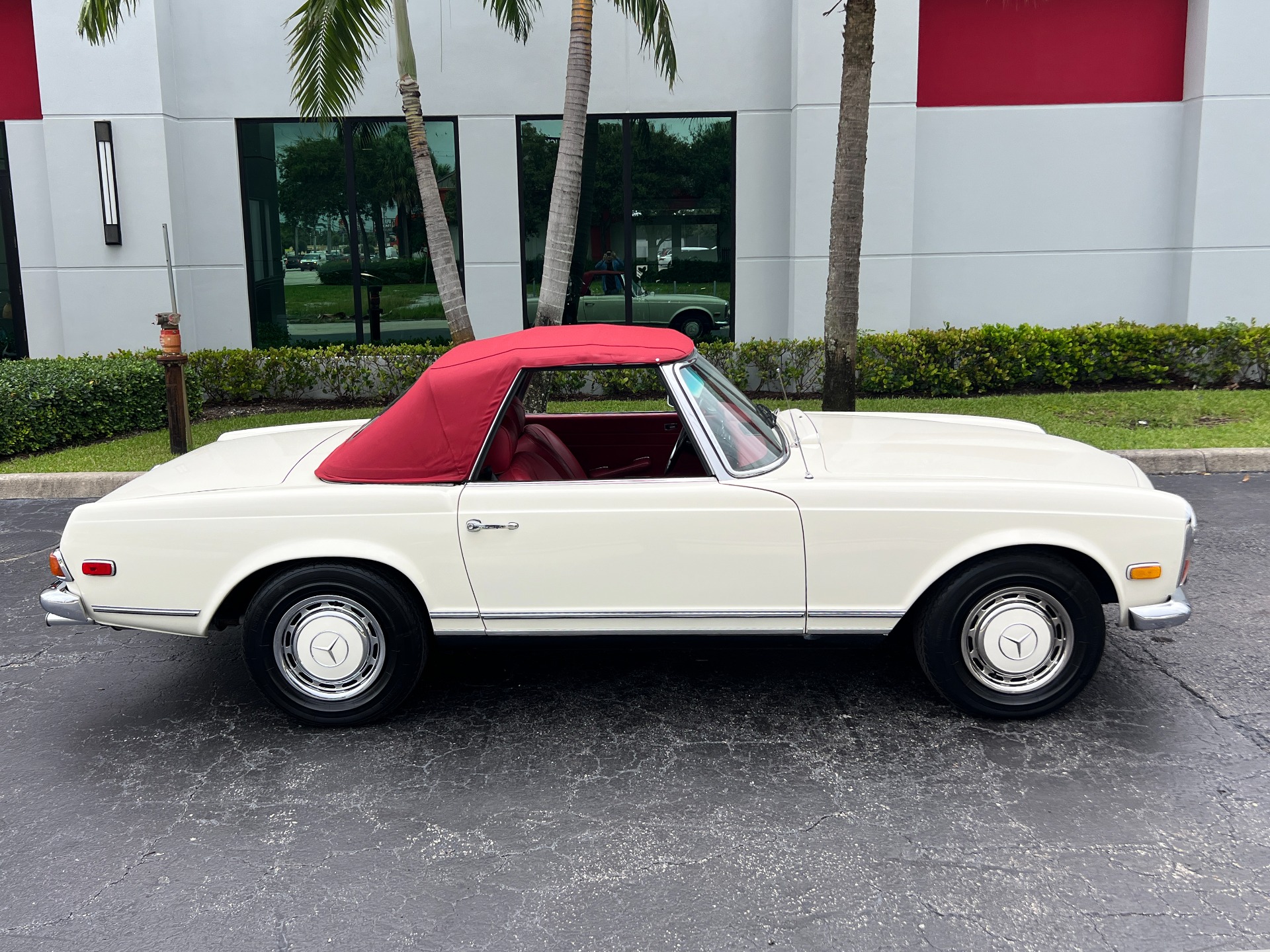 Used-1971-Mercedes-Benz-280SL