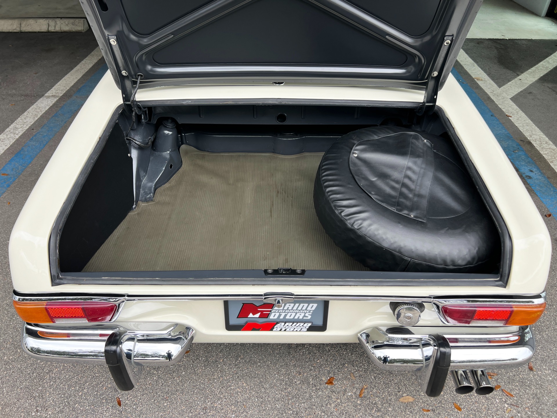Used-1971-Mercedes-Benz-280SL