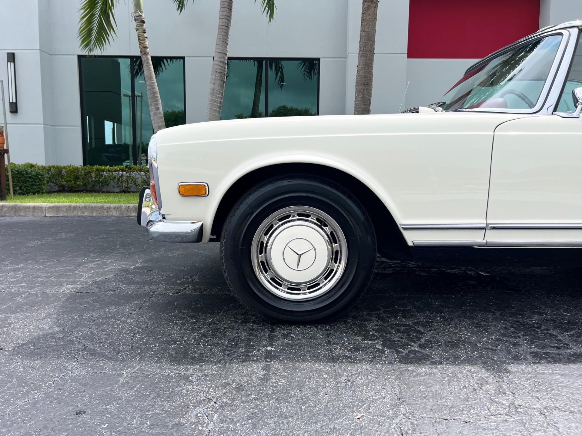 Used-1971-Mercedes-Benz-280SL