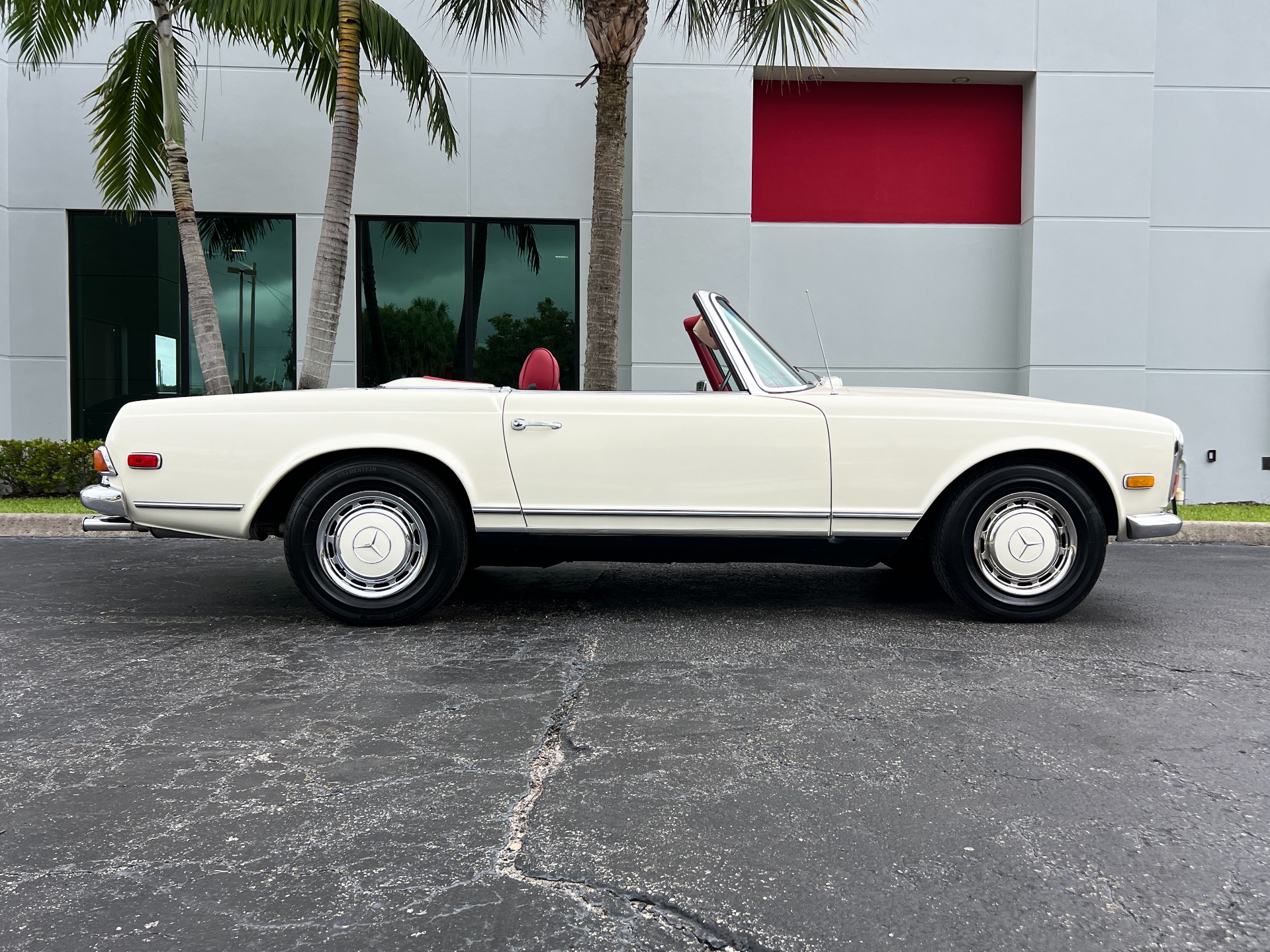 Used-1971-Mercedes-Benz-280SL