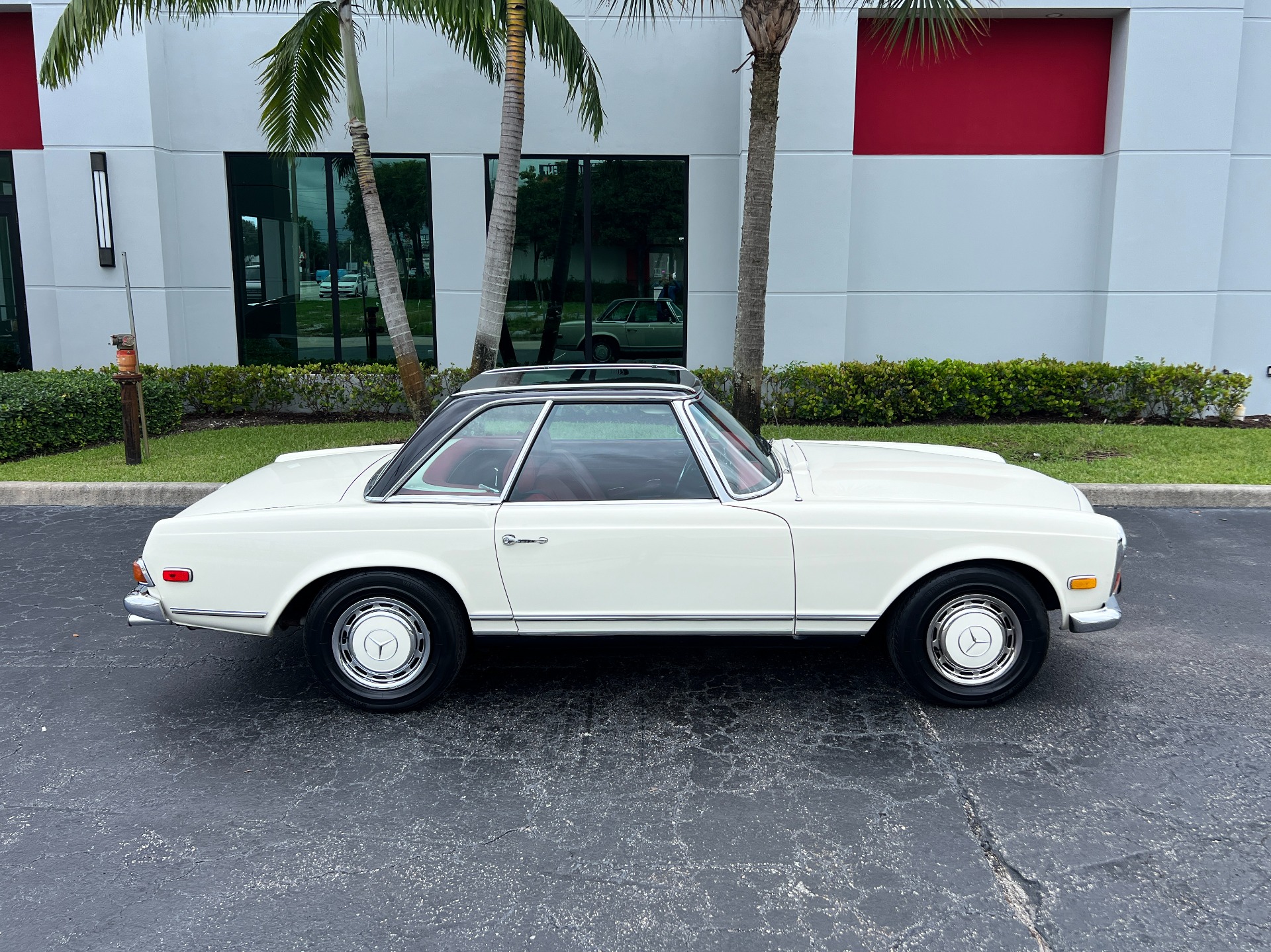 Used-1971-Mercedes-Benz-280SL