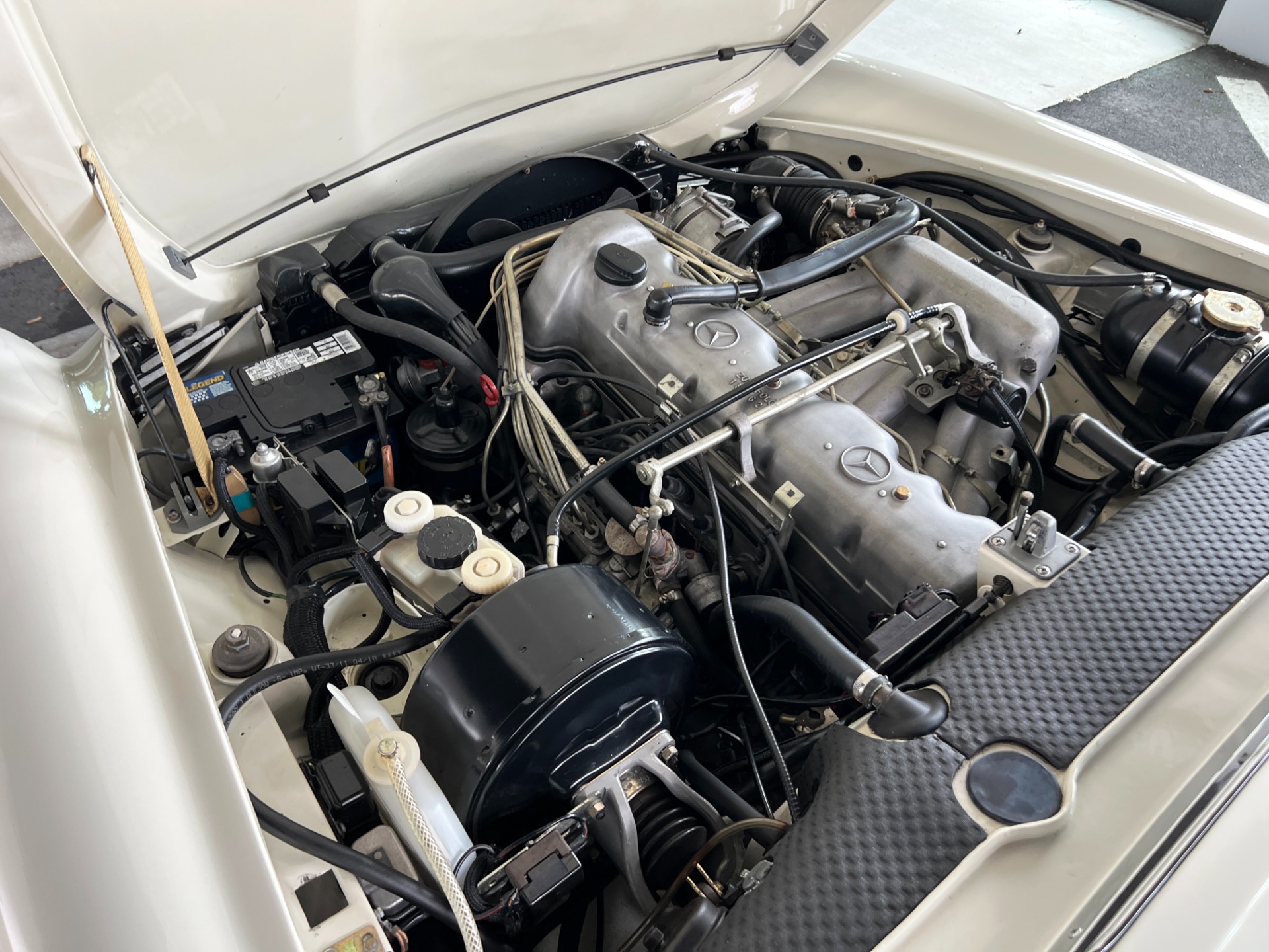 Used-1971-Mercedes-Benz-280SL