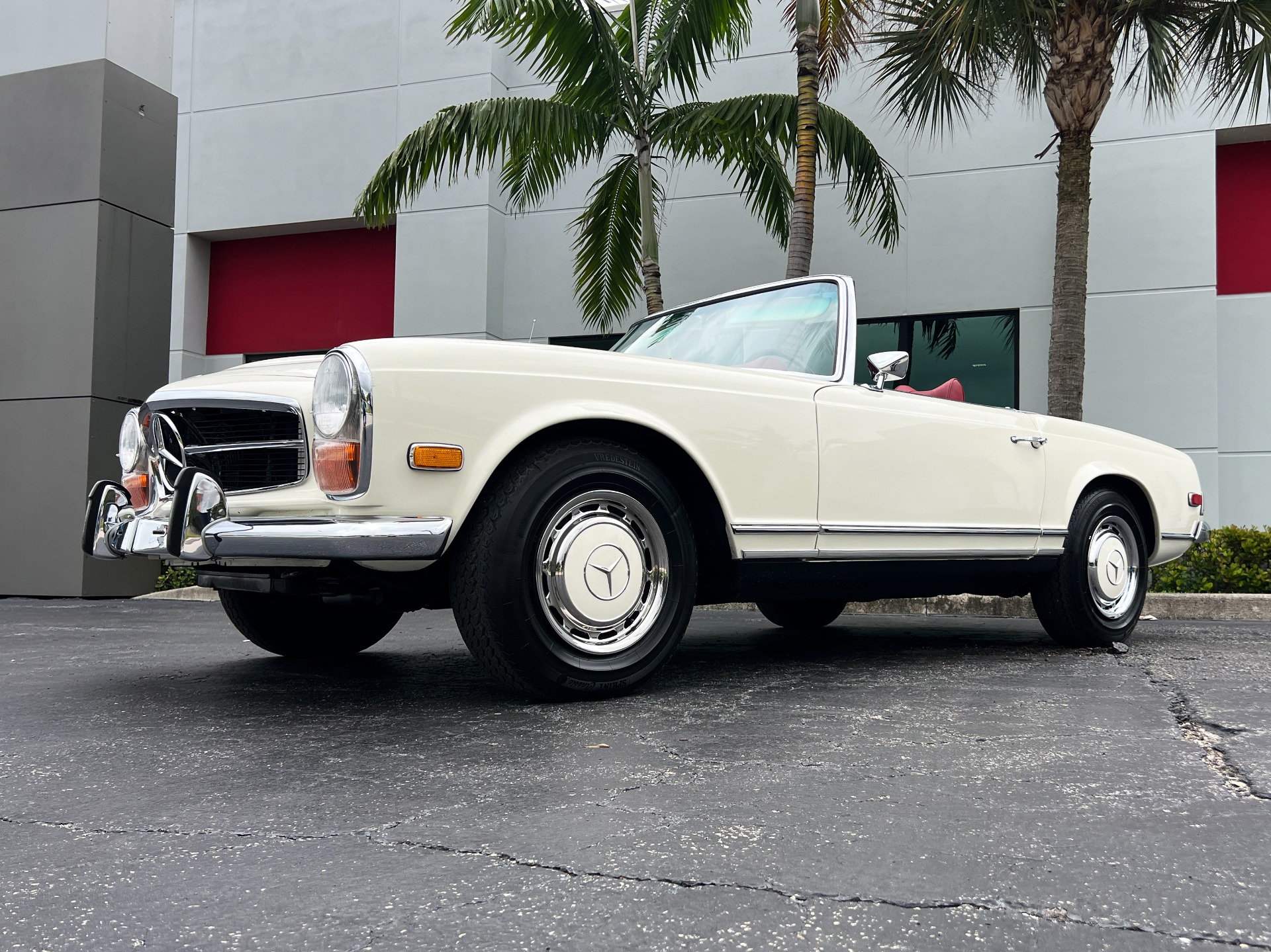Used-1971-Mercedes-Benz-280SL