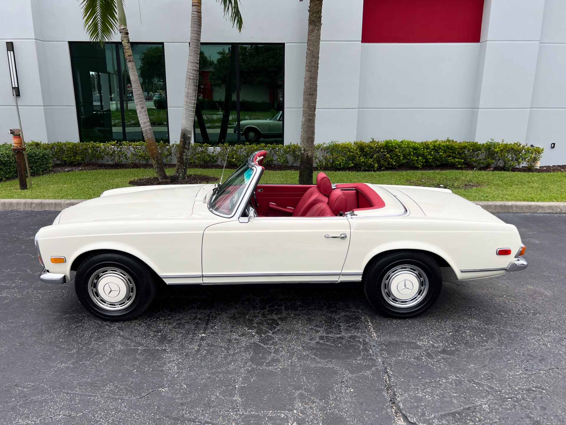 Used-1971-Mercedes-Benz-280SL