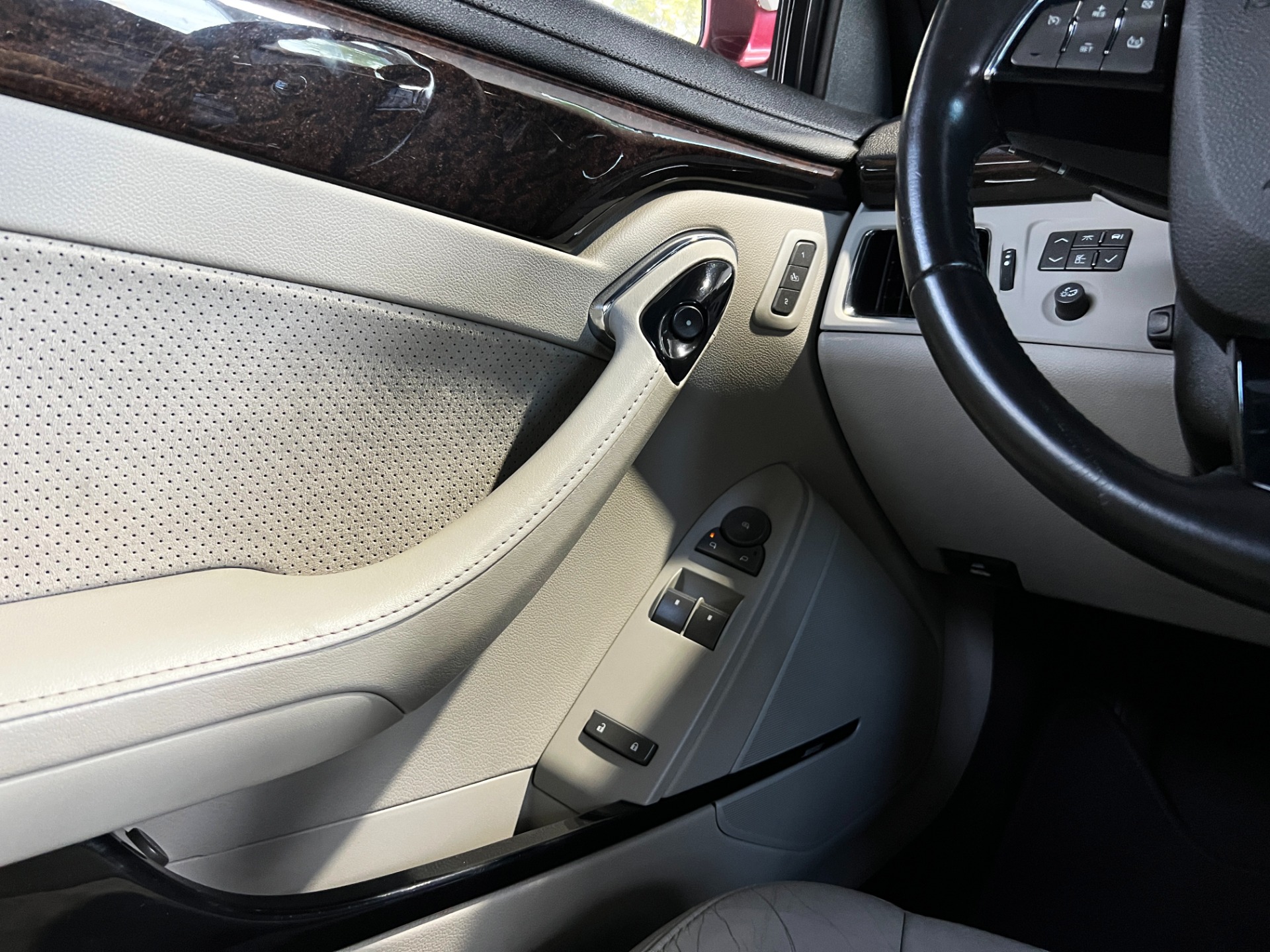 Used-2011-Cadillac-CTS-V