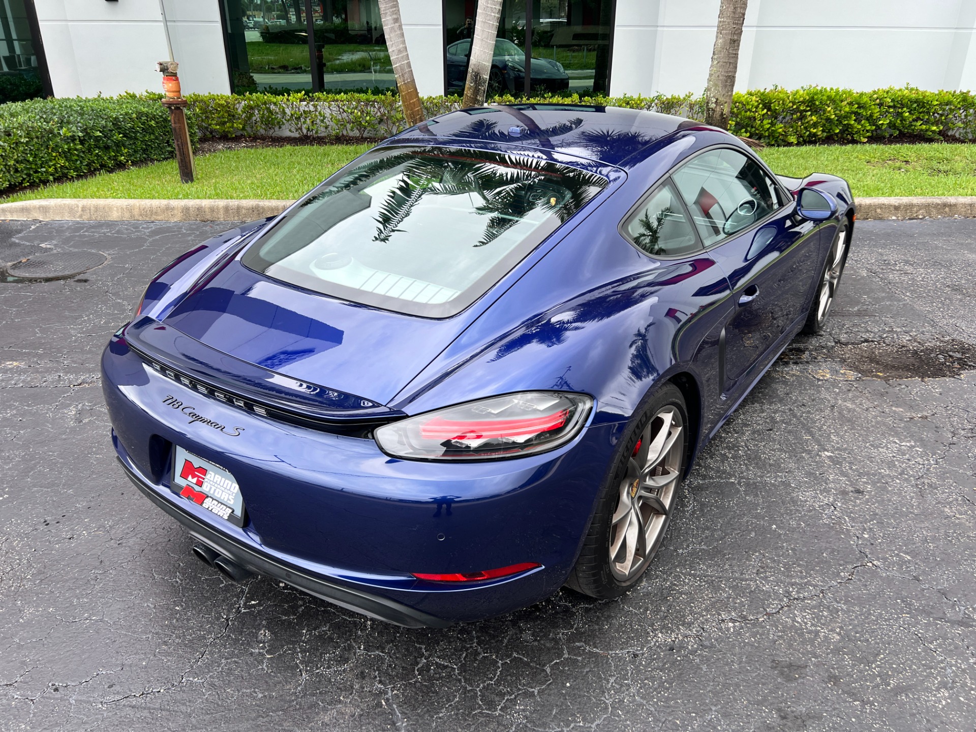 Used-2023-Porsche-718-Cayman-S