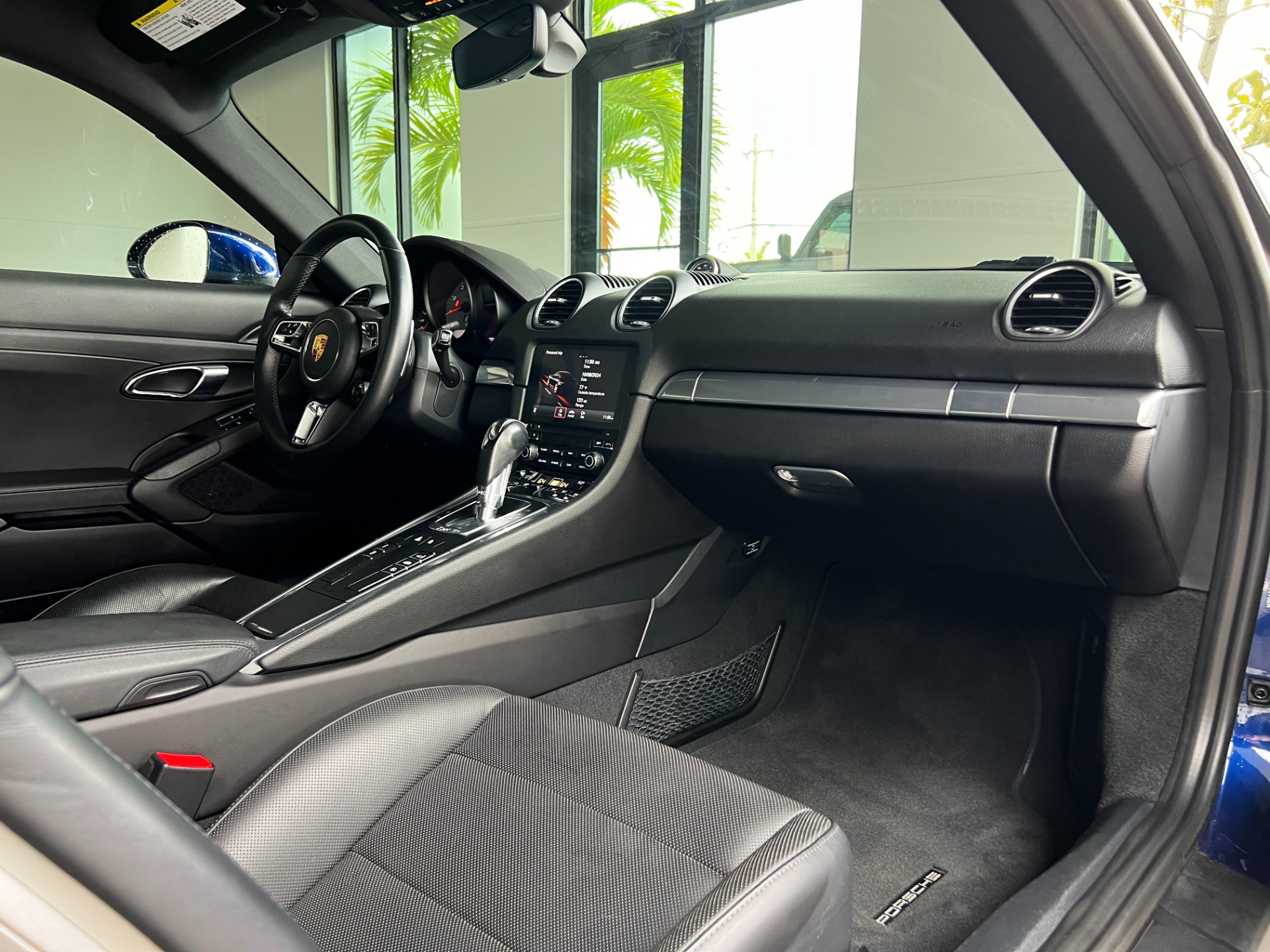 Used-2023-Porsche-718-Cayman-S