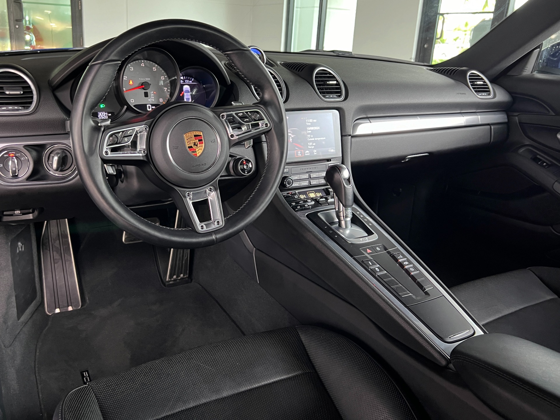 Used-2023-Porsche-718-Cayman-S