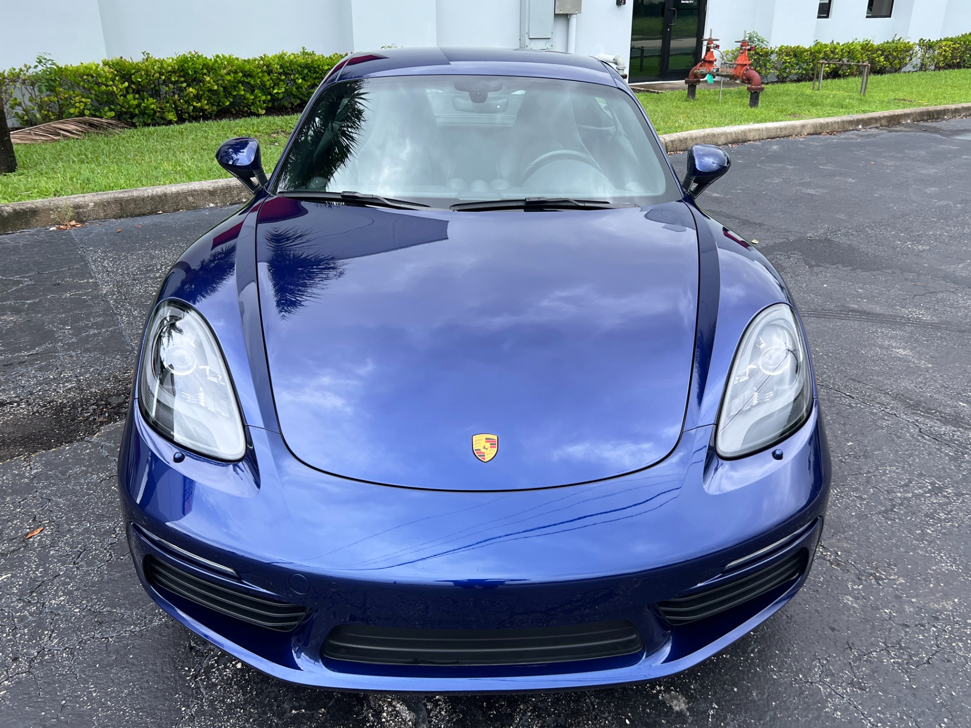 Used-2023-Porsche-718-Cayman-S