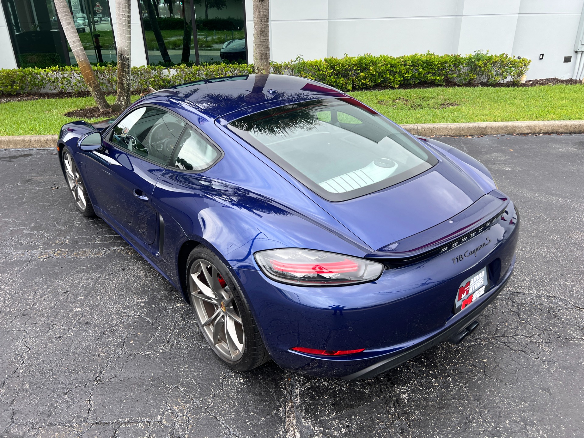 Used-2023-Porsche-718-Cayman-S