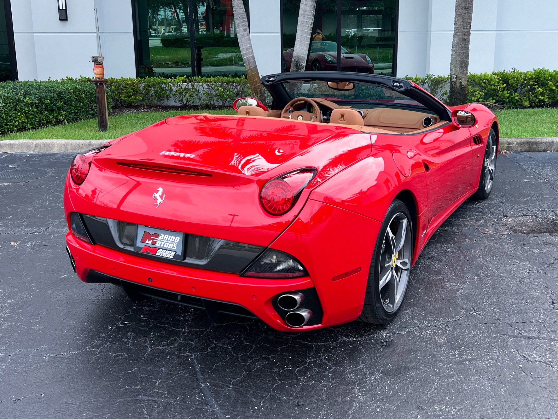 Used-2014-Ferrari-California