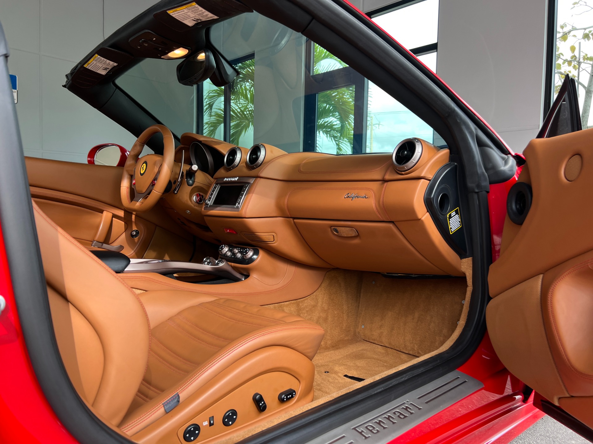 Used-2014-Ferrari-California