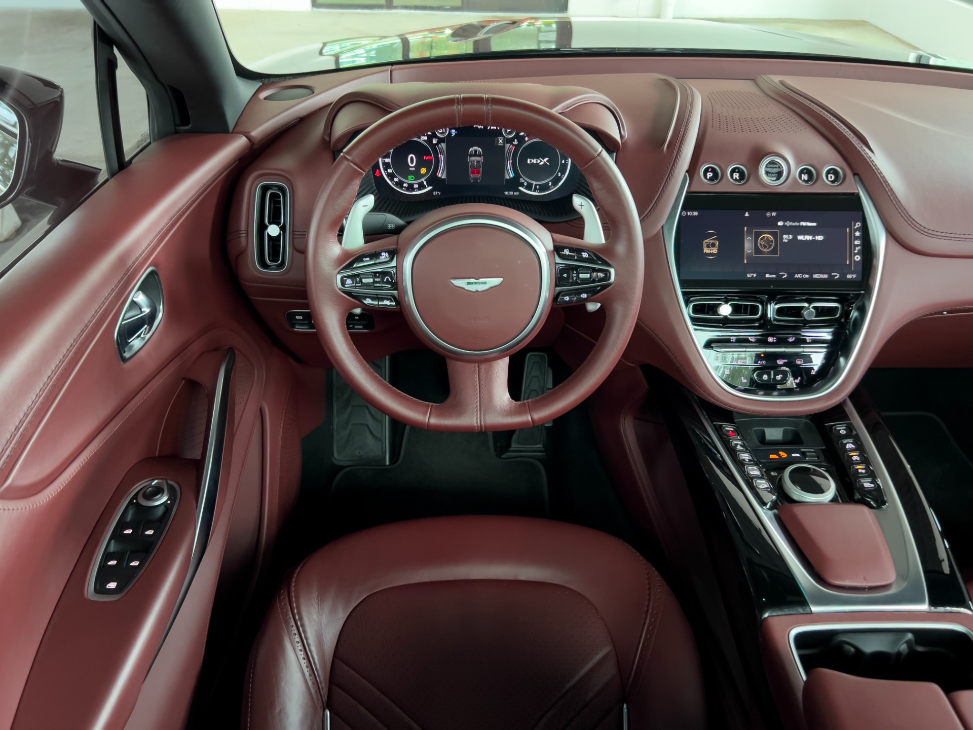 Used-2021-Aston-Martin-DBX