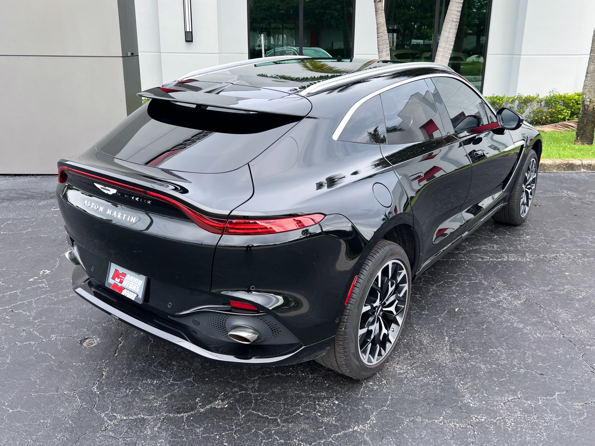 Used-2021-Aston-Martin-DBX