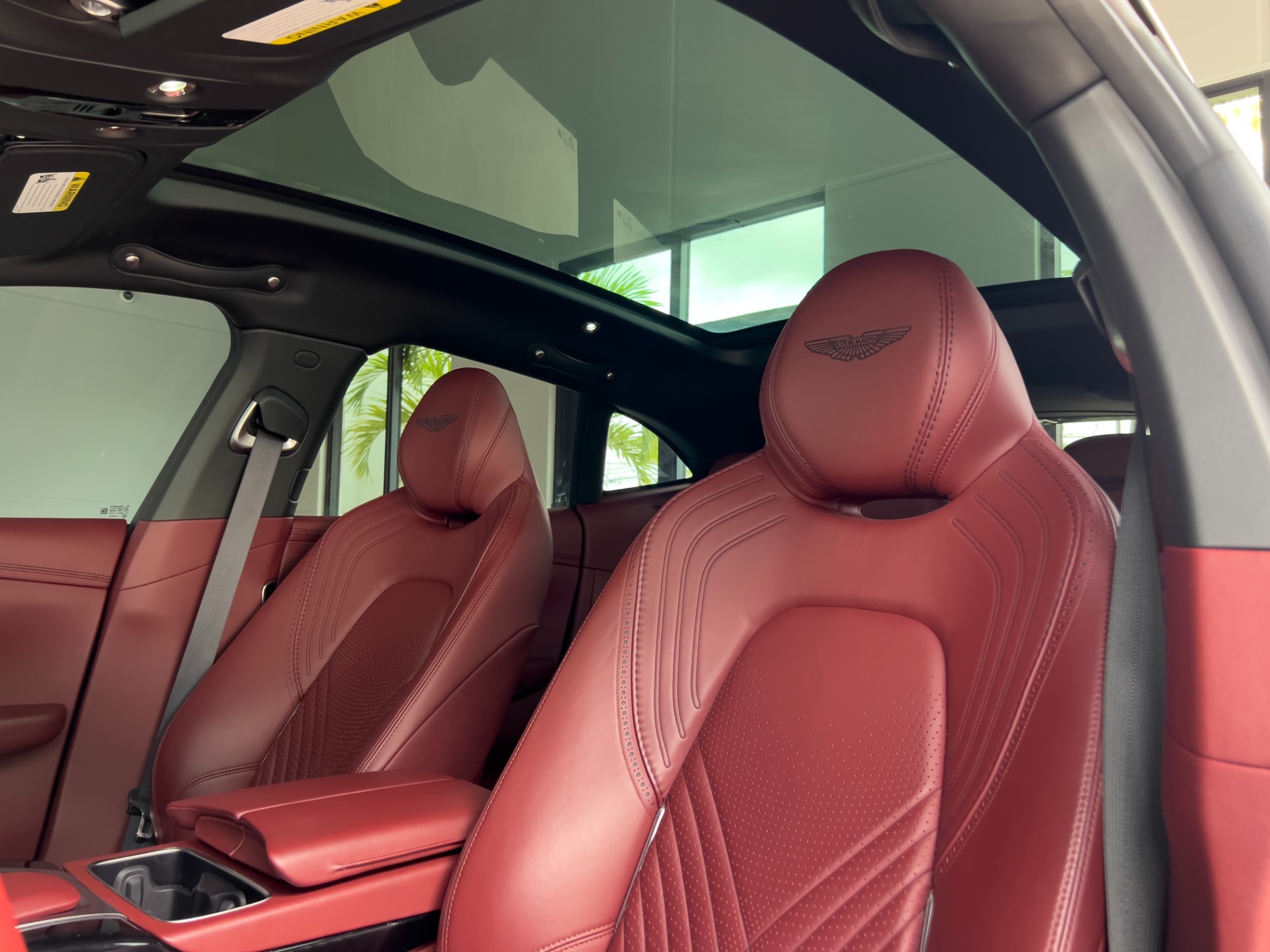 Used-2021-Aston-Martin-DBX