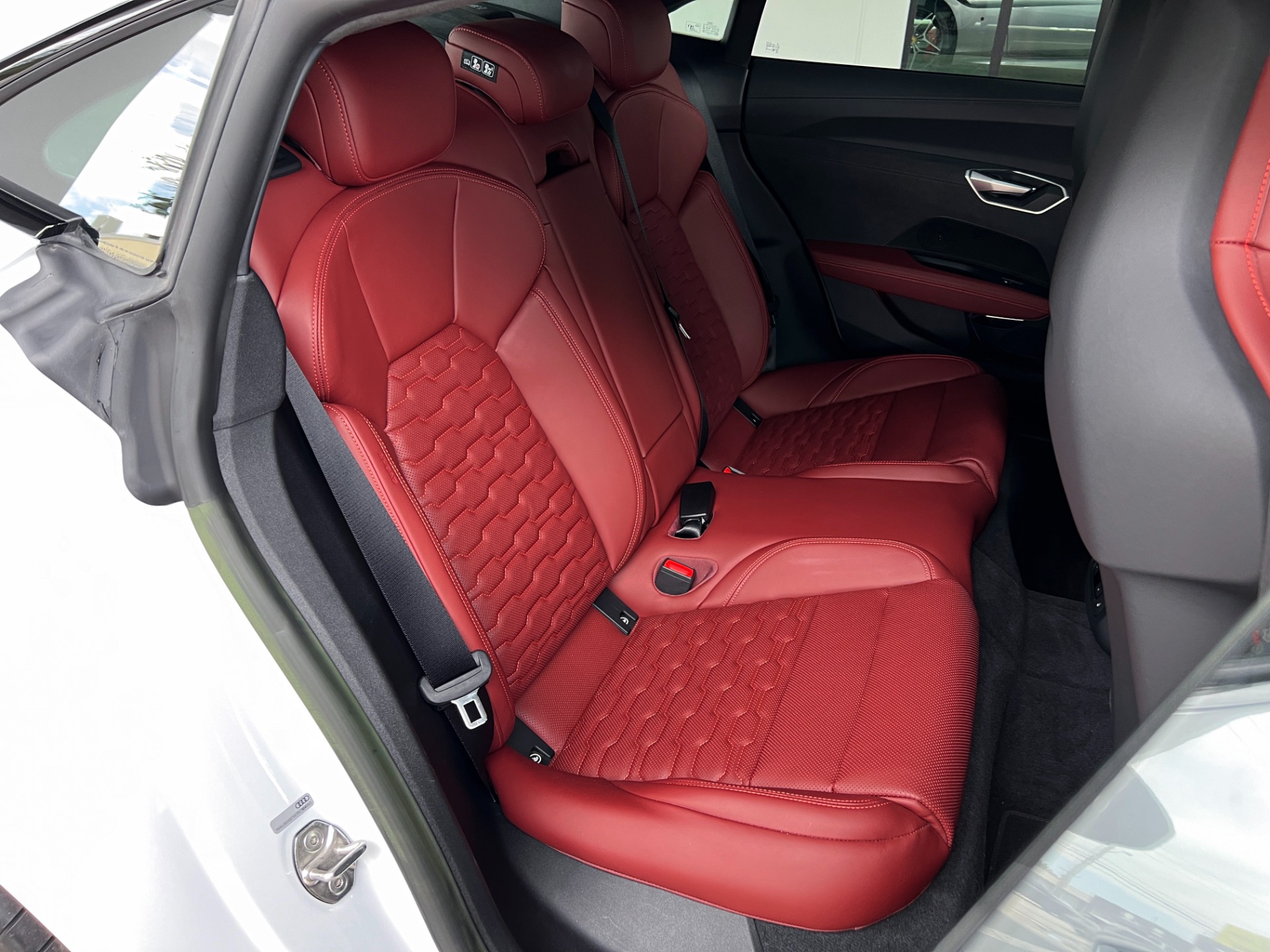Used-2022-Audi-RS-e-tron-GT-quattro