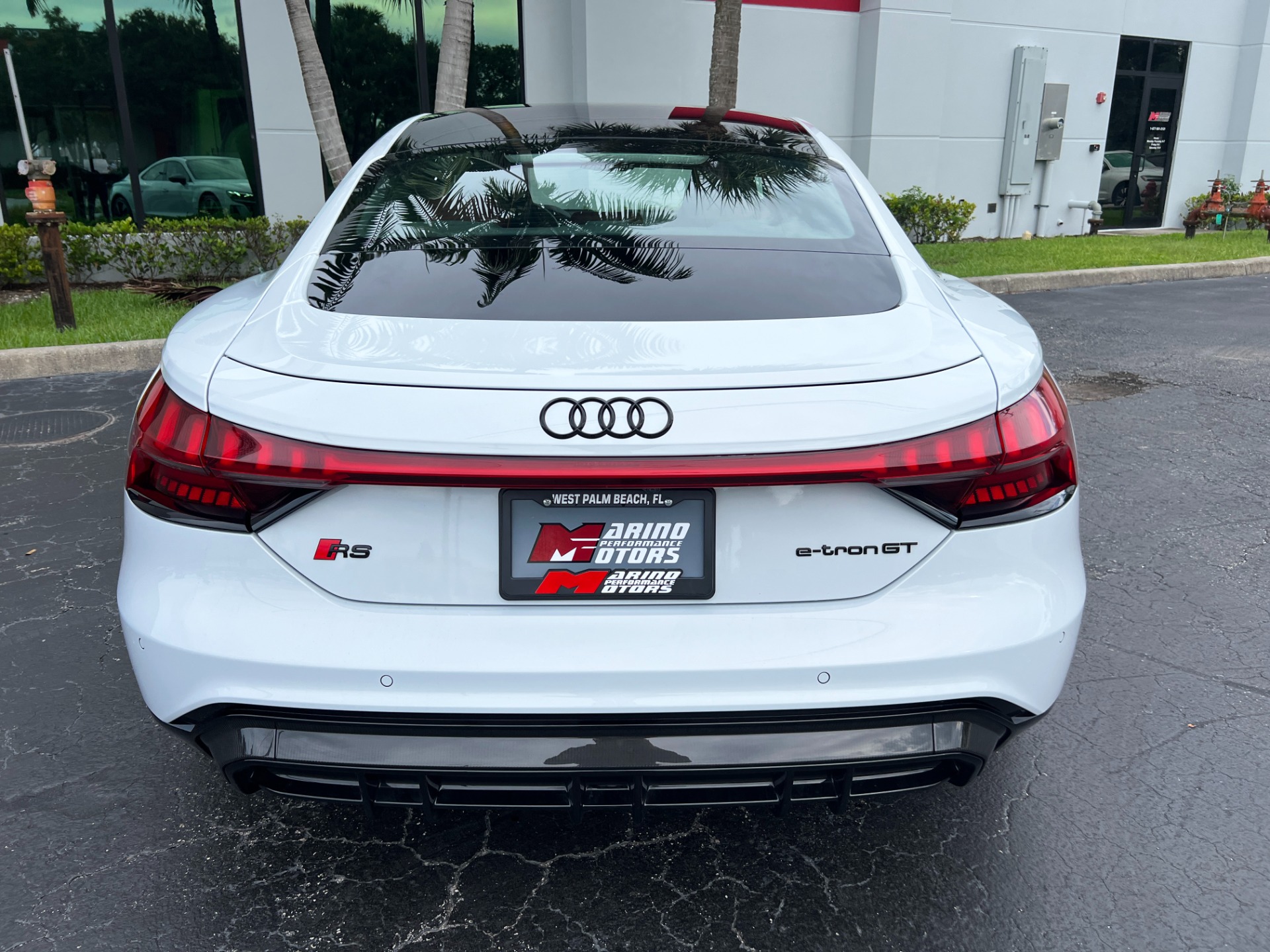 Used-2022-Audi-RS-e-tron-GT-quattro