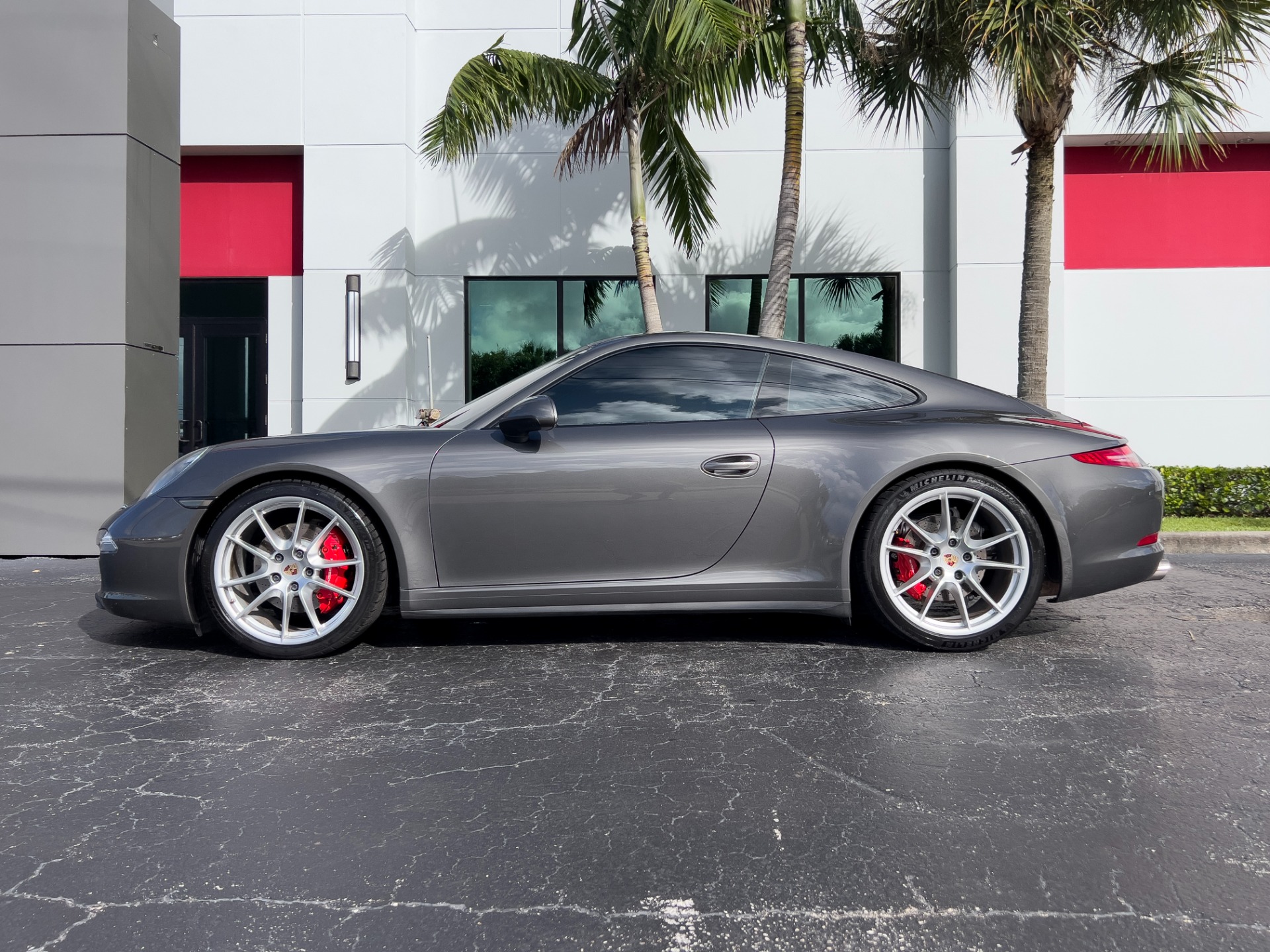 Used-2014-Porsche-911-Carrera-4S