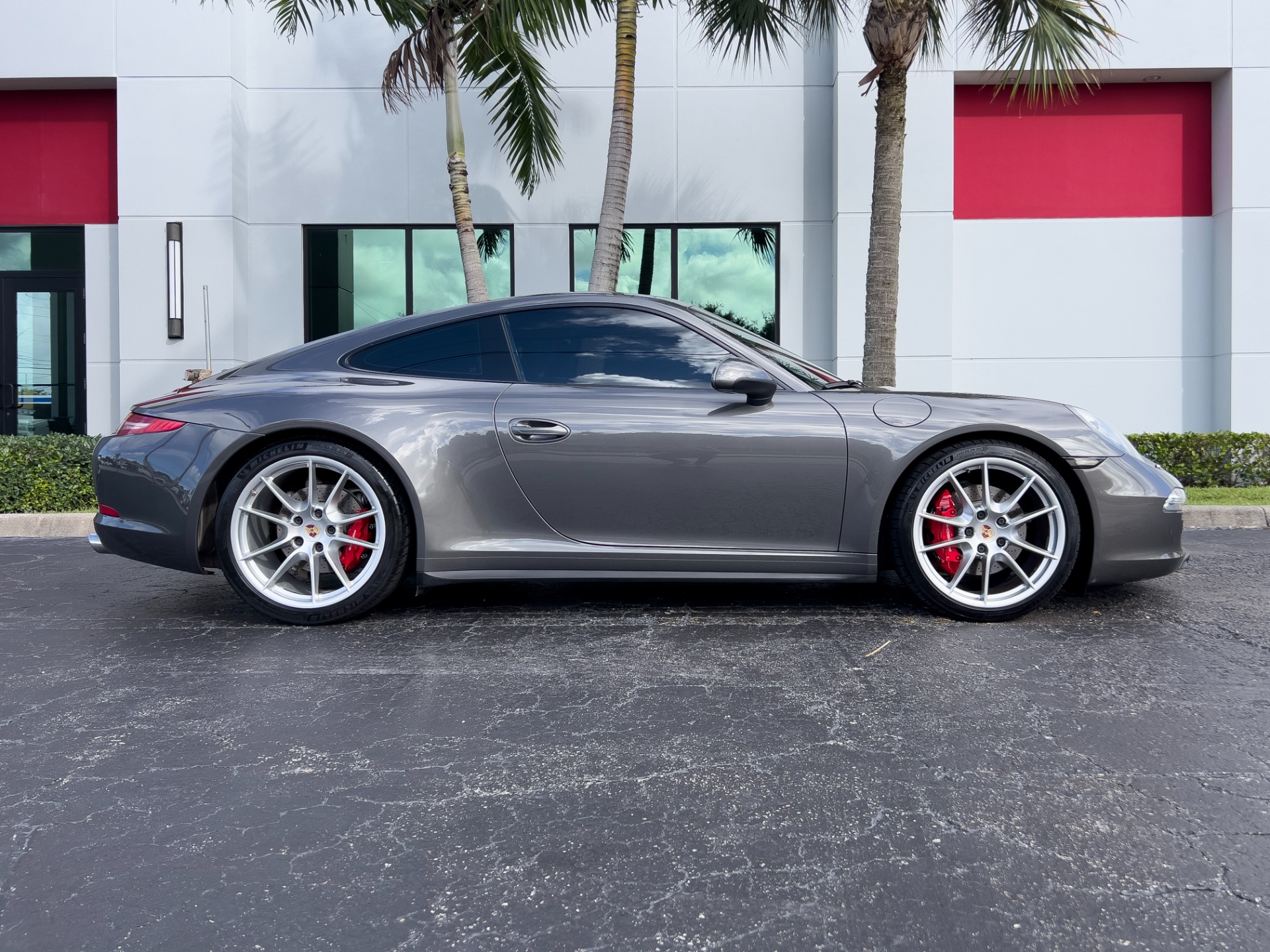 Used-2014-Porsche-911-Carrera-4S