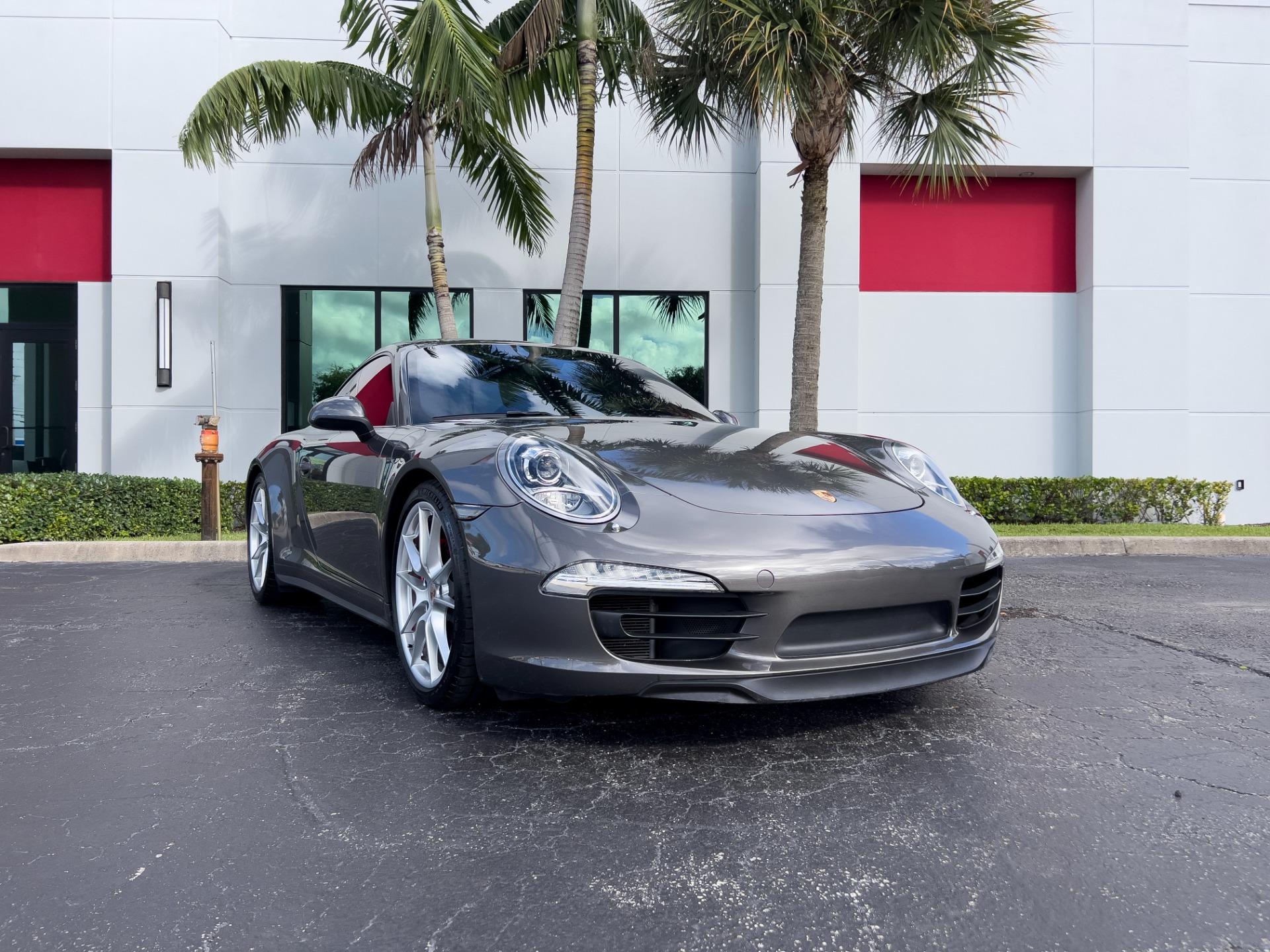 Used-2014-Porsche-911-Carrera-4S