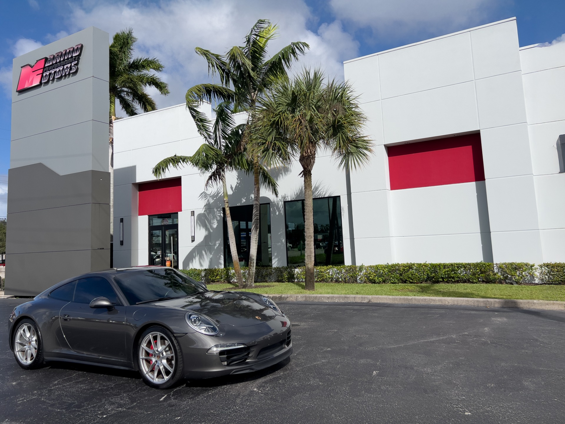 Used-2014-Porsche-911-Carrera-4S