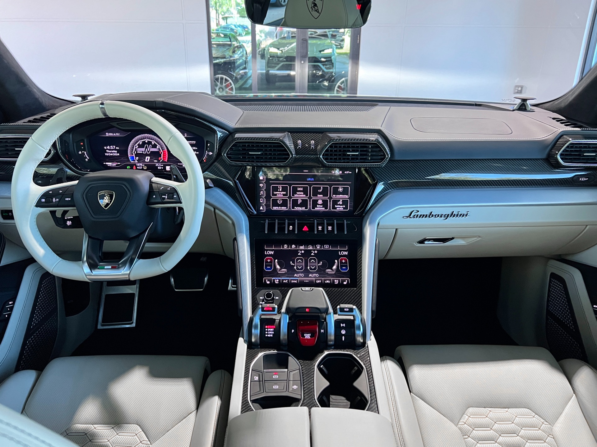 Used-2021-Lamborghini-Urus