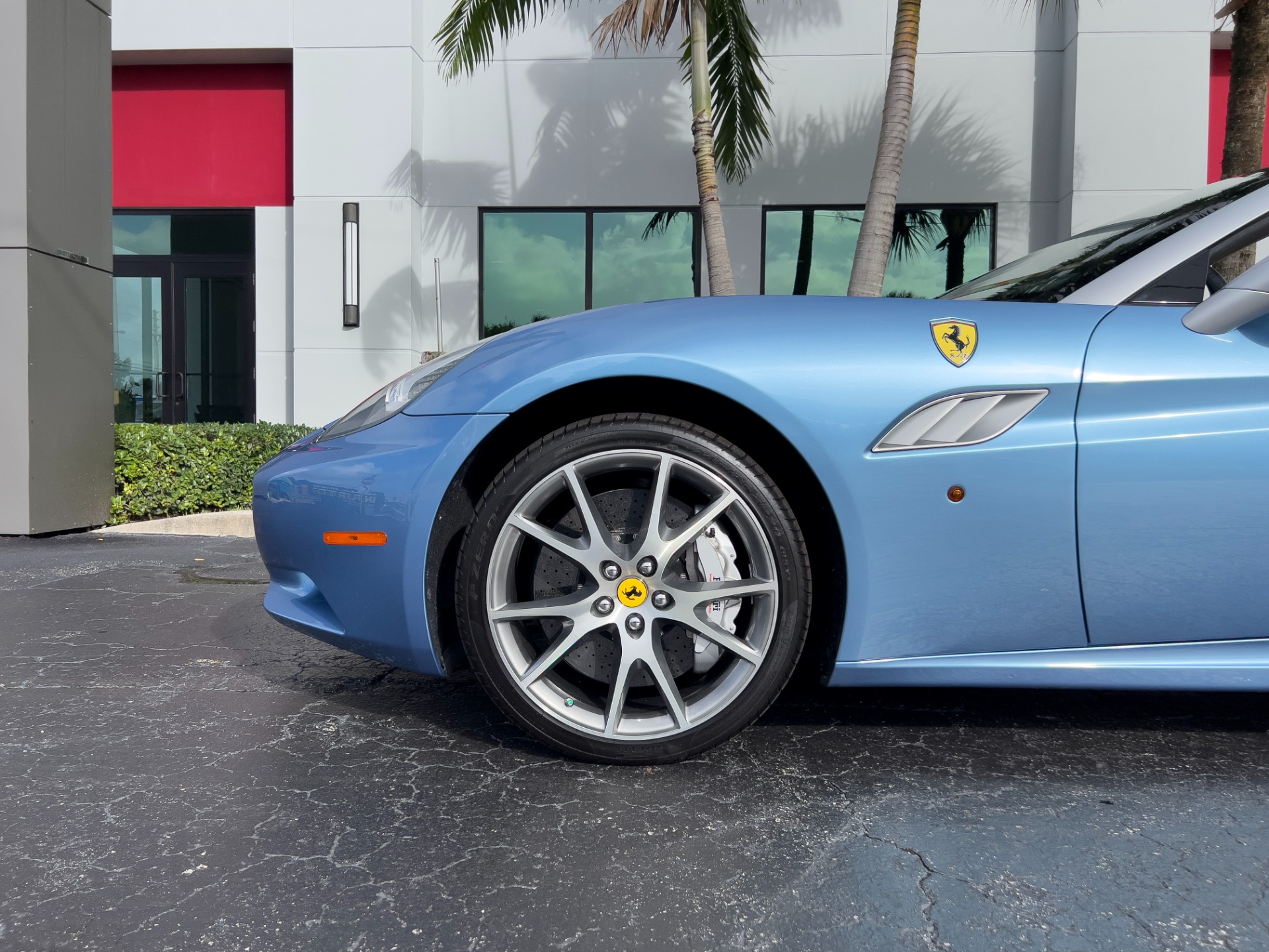 Used-2012-Ferrari-California