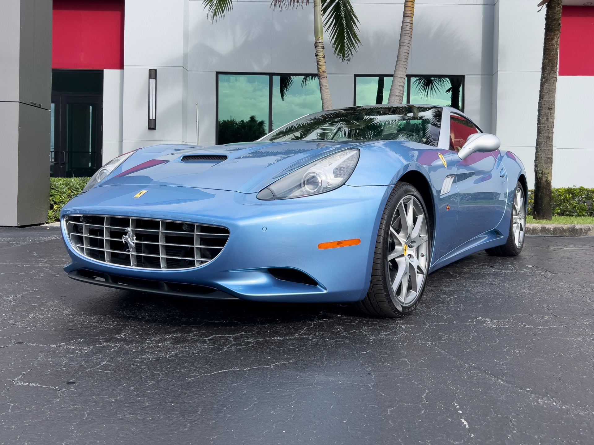 Used-2012-Ferrari-California