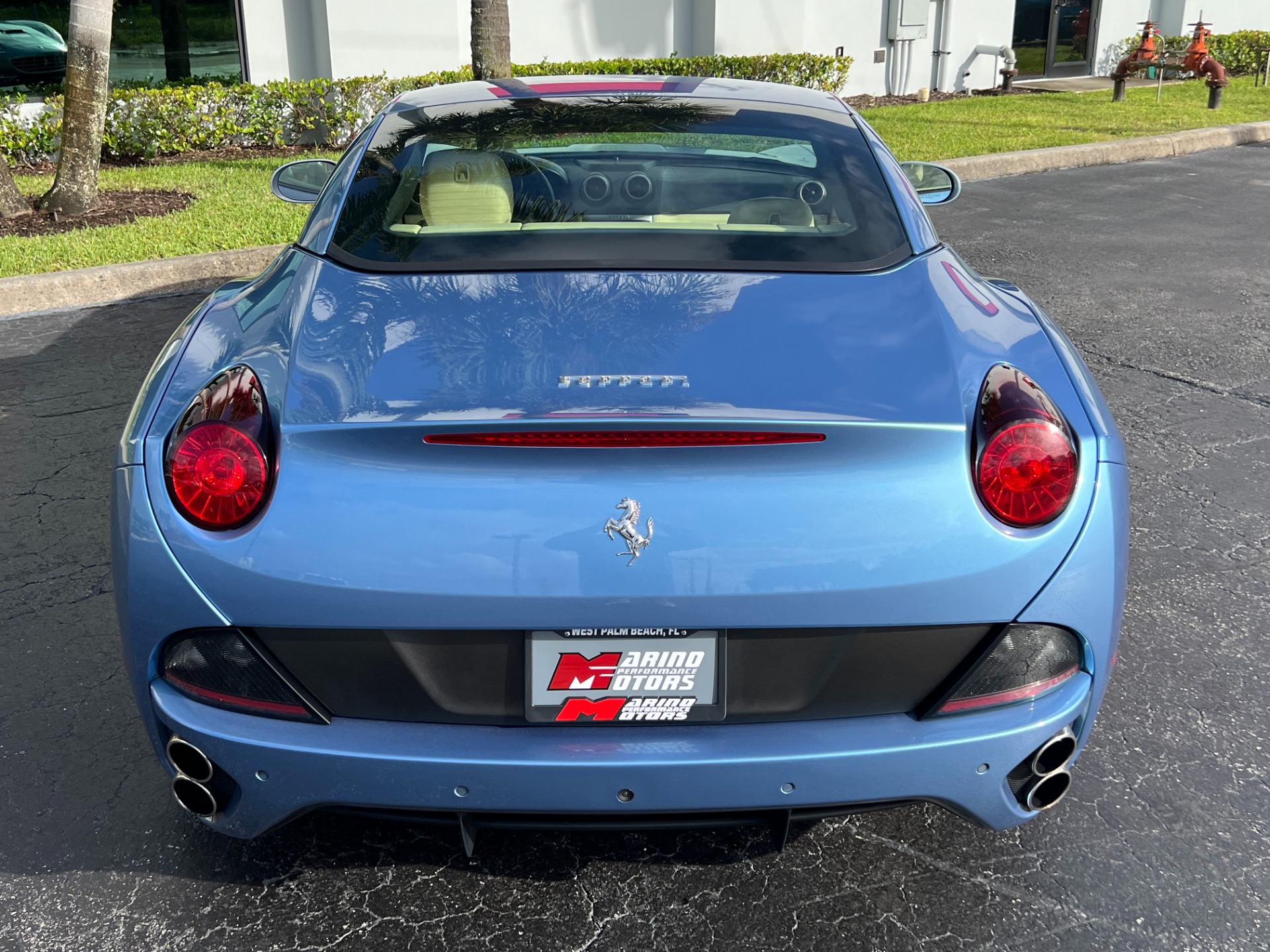 Used-2012-Ferrari-California