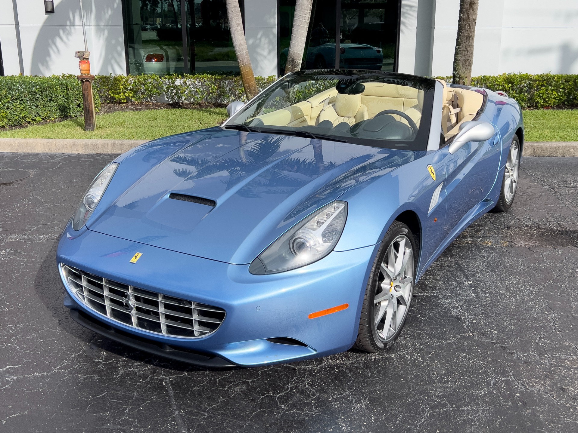 Used-2012-Ferrari-California