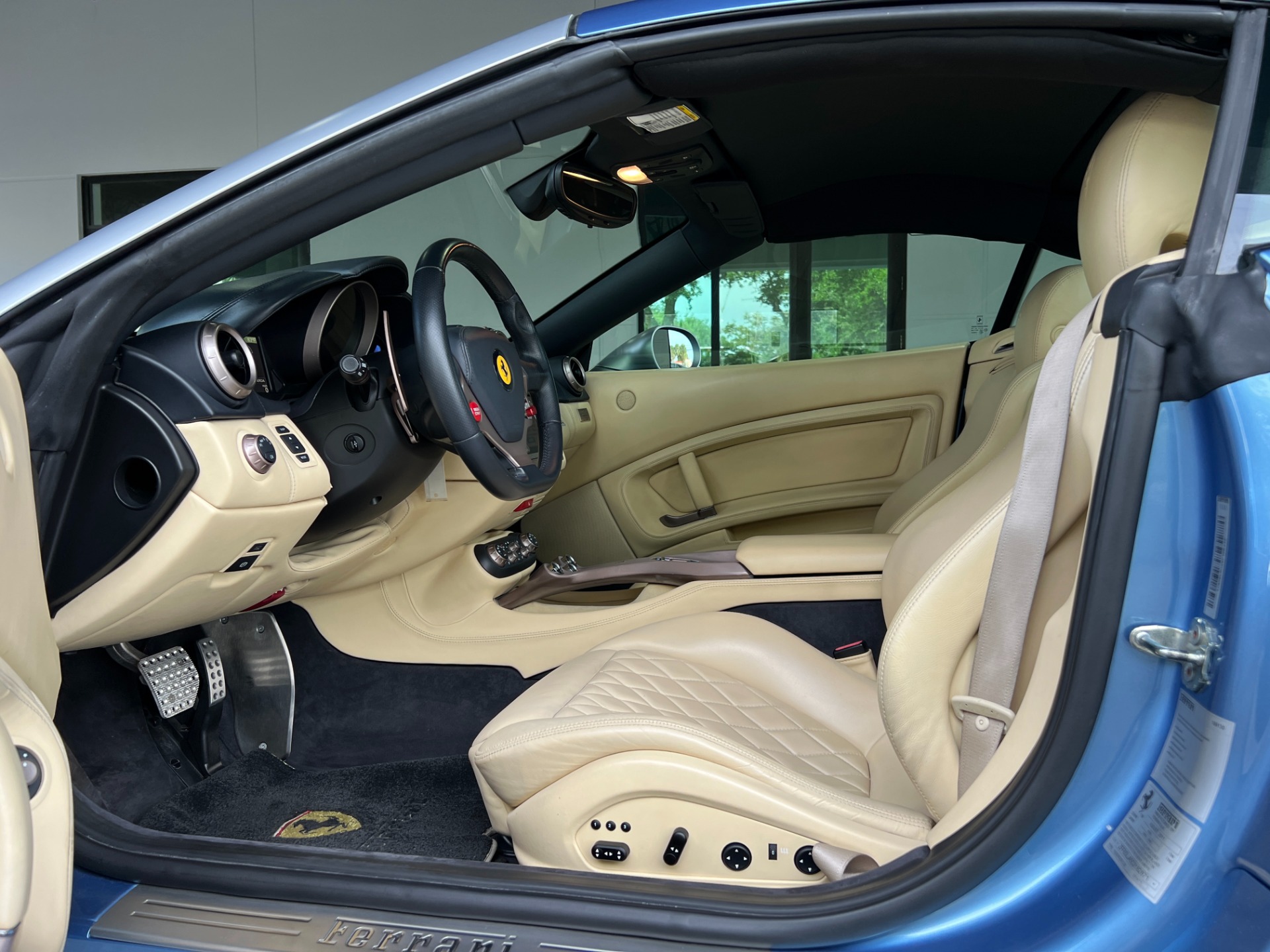 Used-2012-Ferrari-California