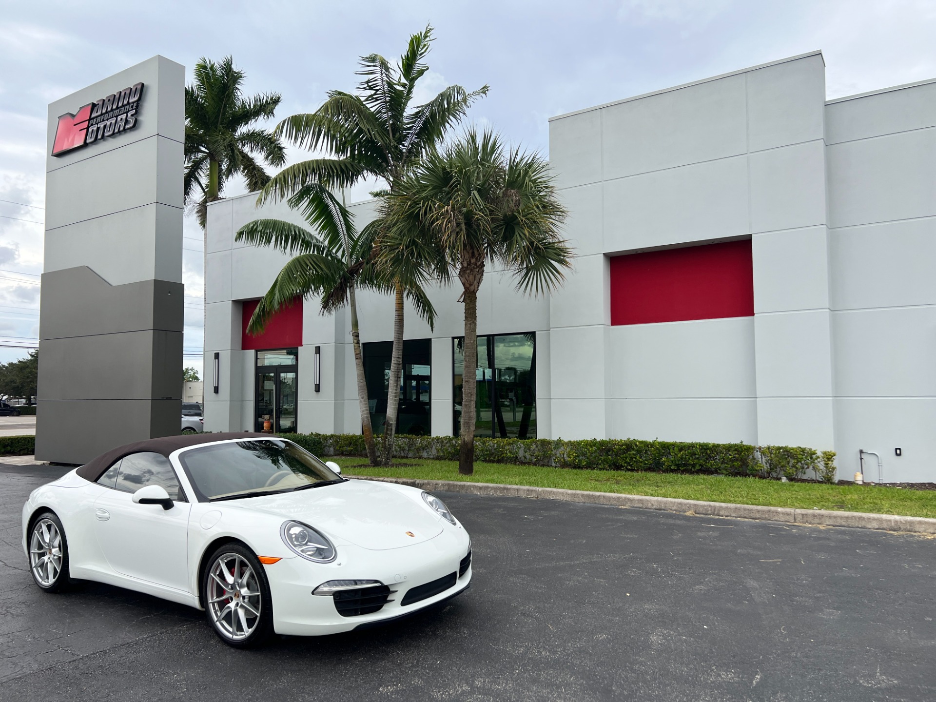 Used-2013-Porsche-911-Carrera