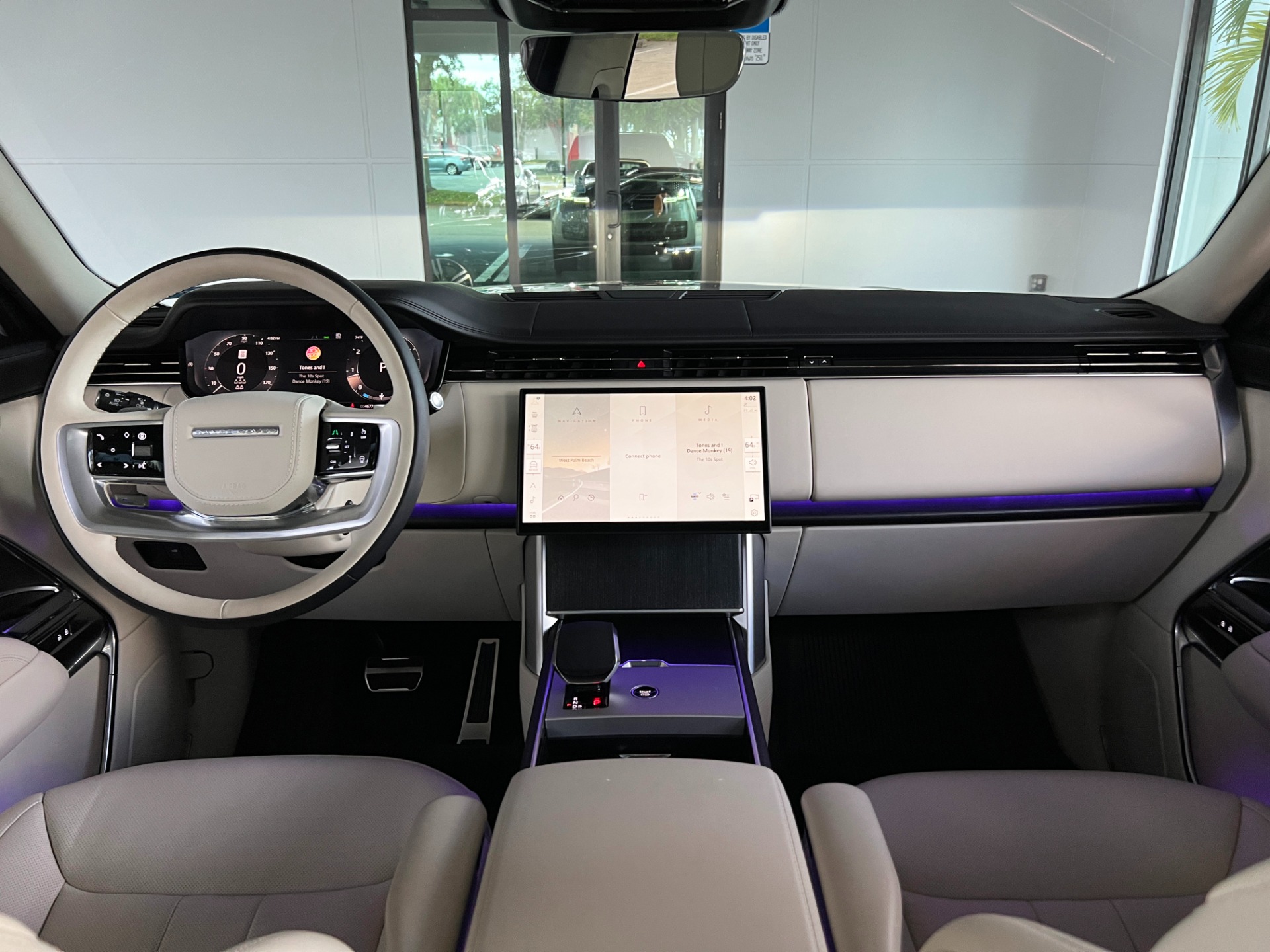 Used-2024-Land-Rover-Range-Rover-P400-SE-LWB