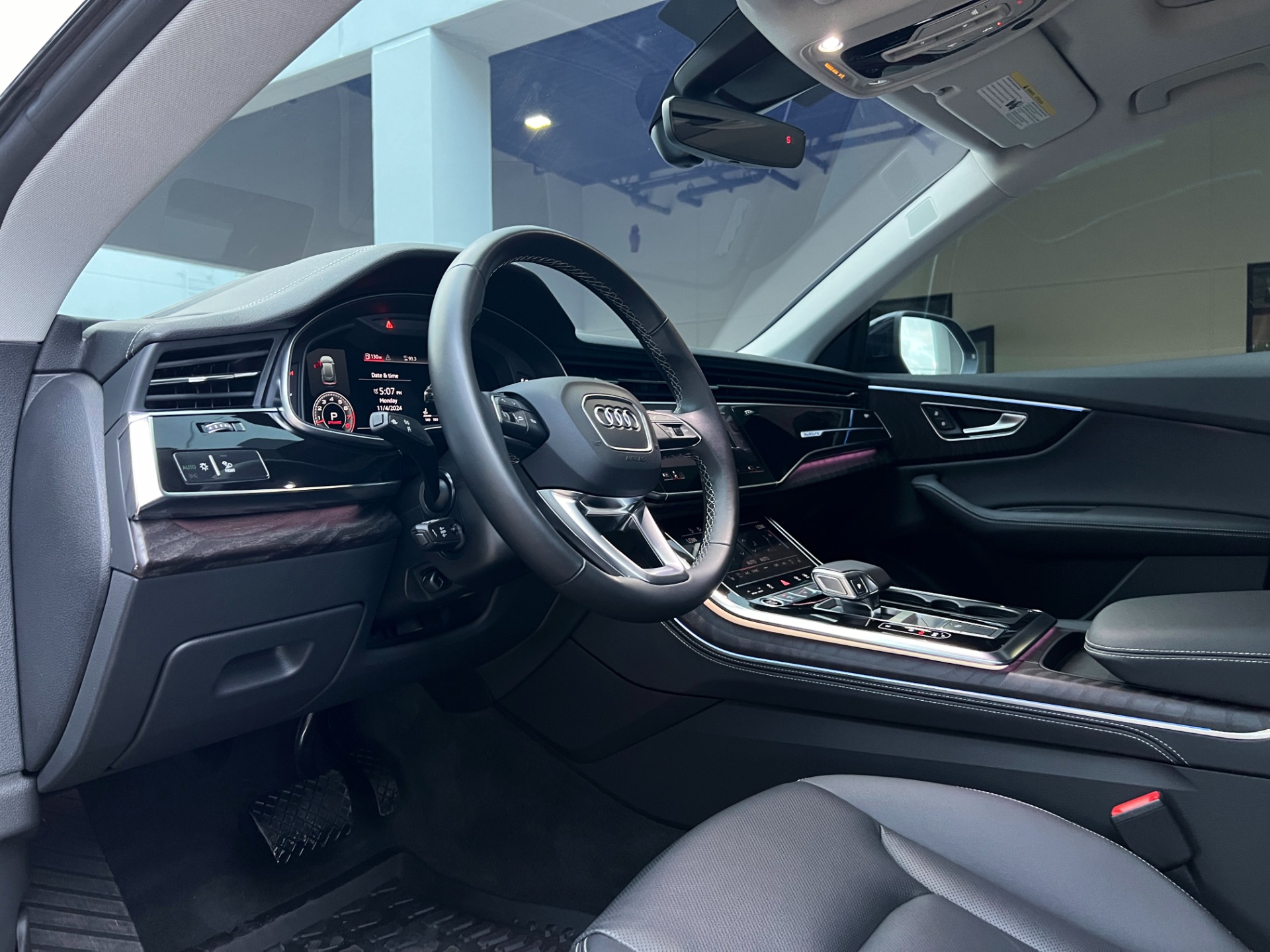 Used-2023-Audi-Q8-quattro-Prestige-55-TFSI