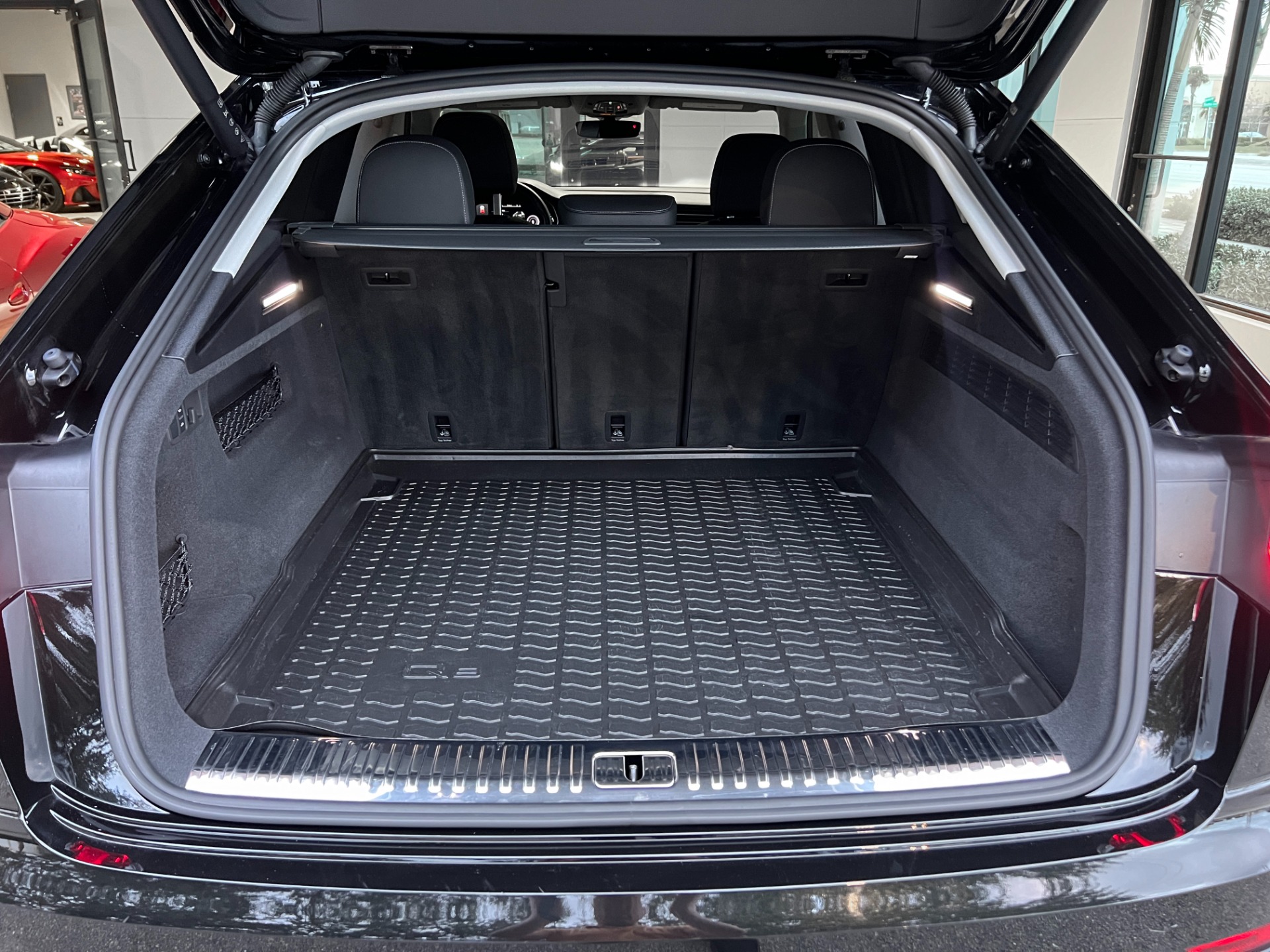 Used-2023-Audi-Q8-quattro-Prestige-55-TFSI