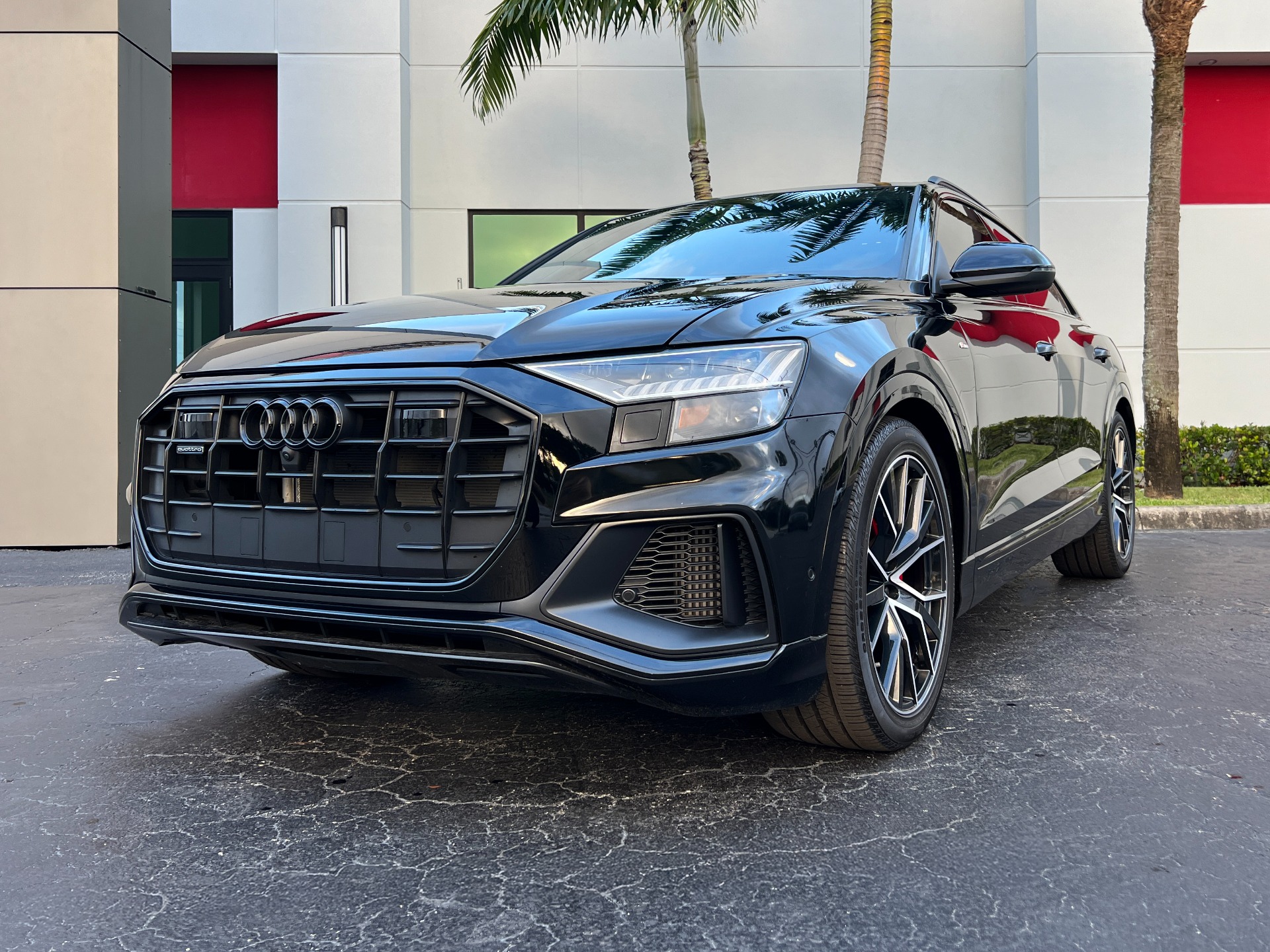 Used-2023-Audi-Q8-quattro-Prestige-55-TFSI