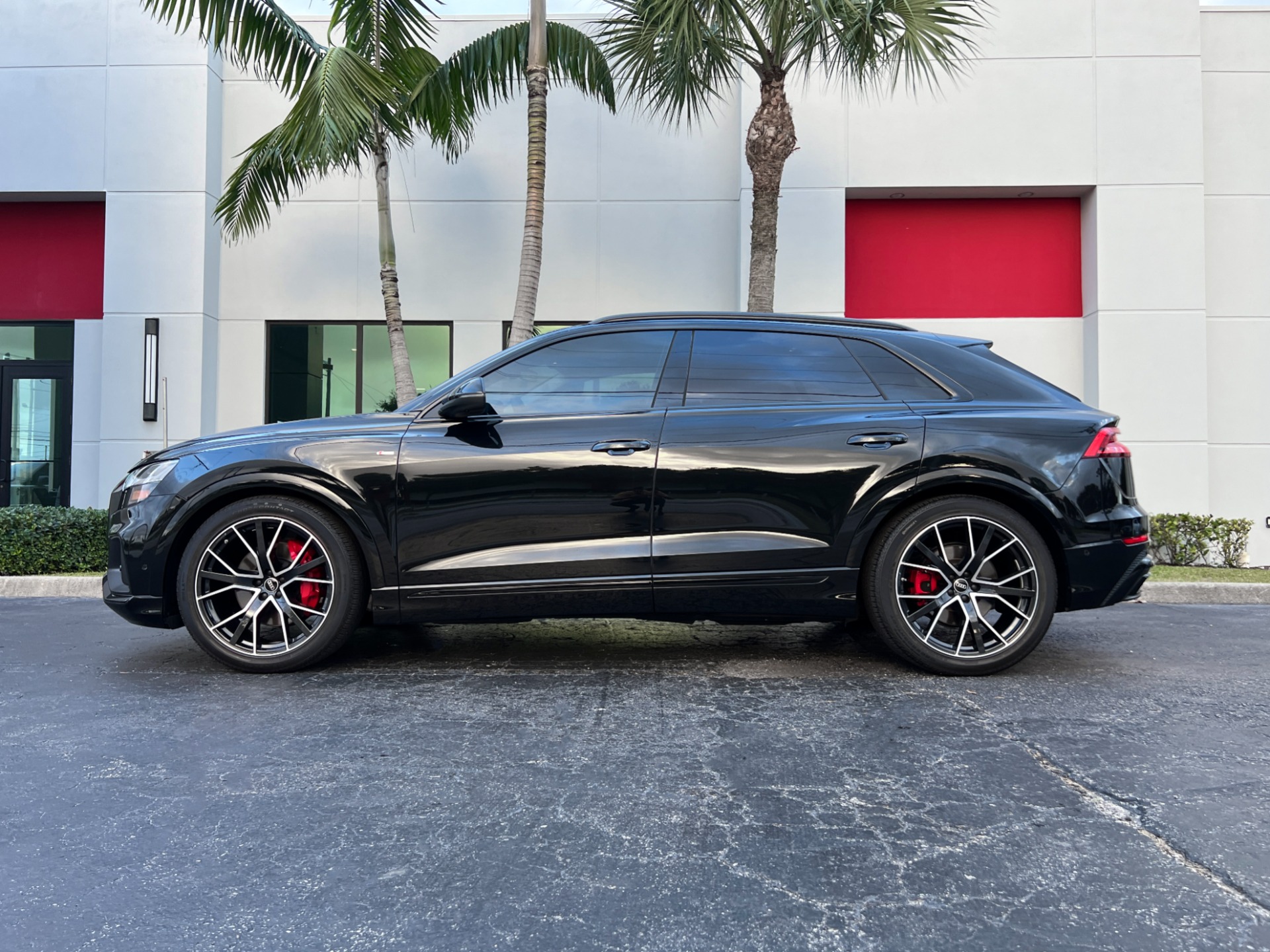Used-2023-Audi-Q8-quattro-Prestige-55-TFSI