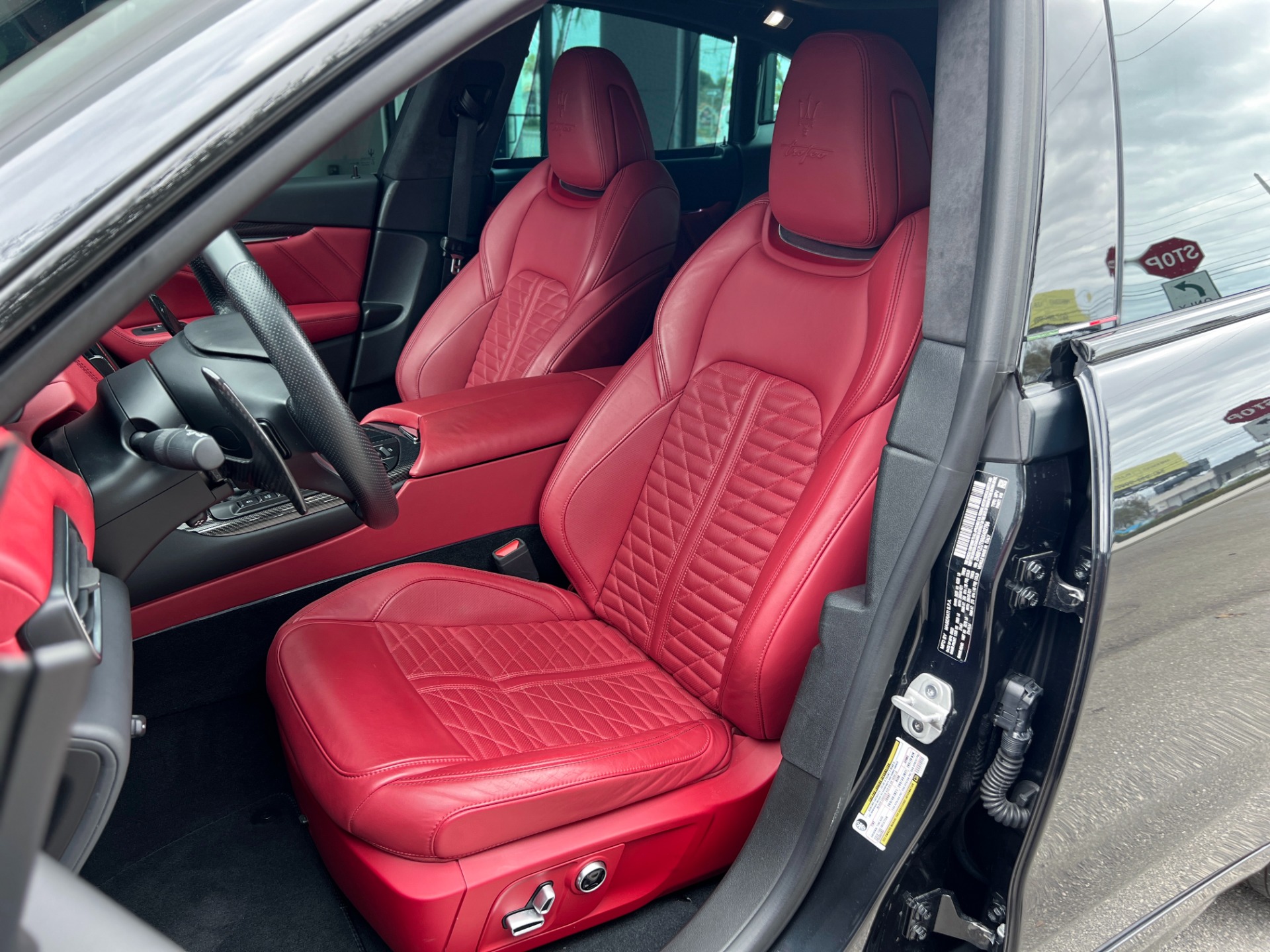 Used-2022-Maserati-Levante-Trofeo