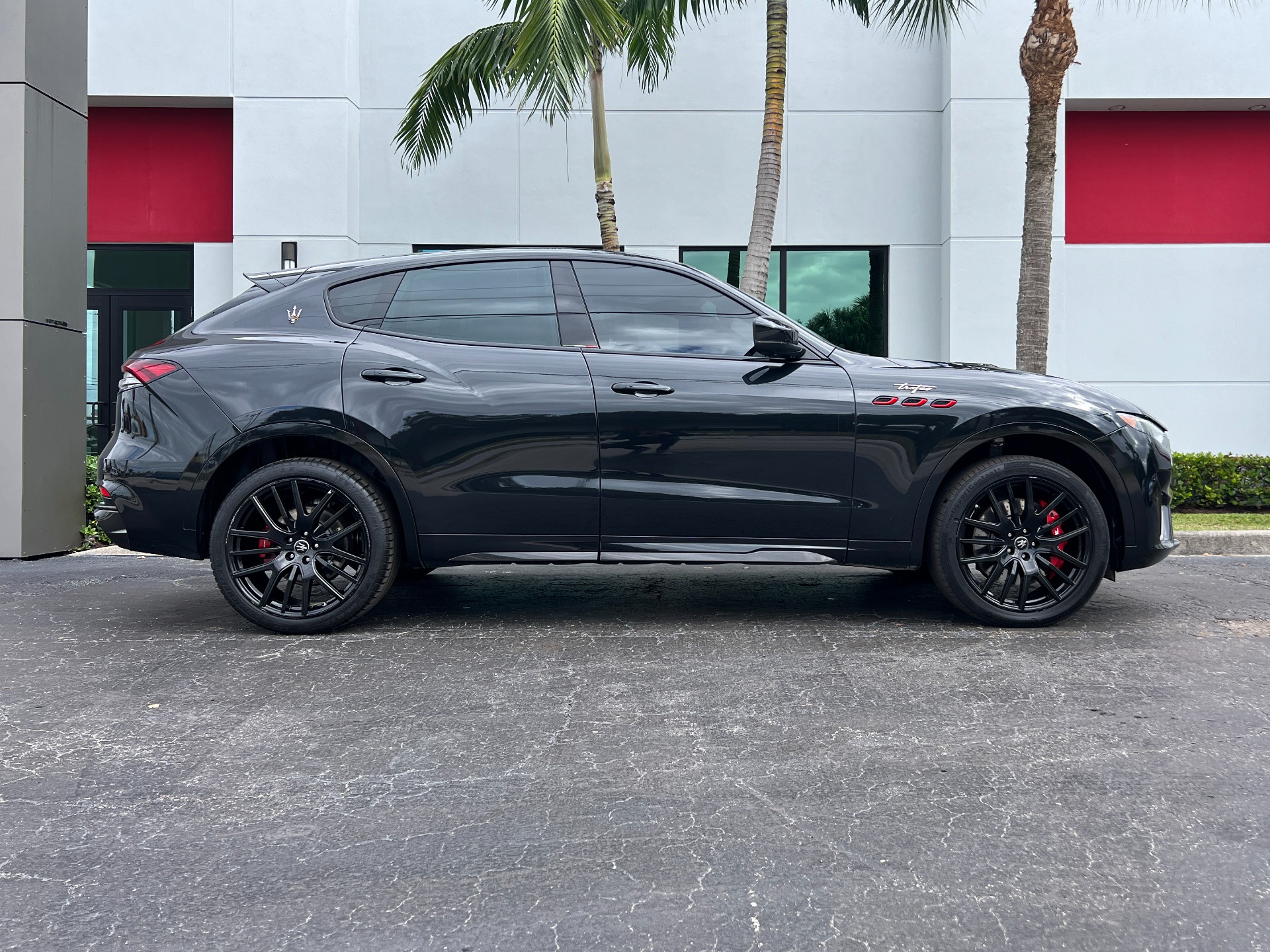 Used-2022-Maserati-Levante-Trofeo
