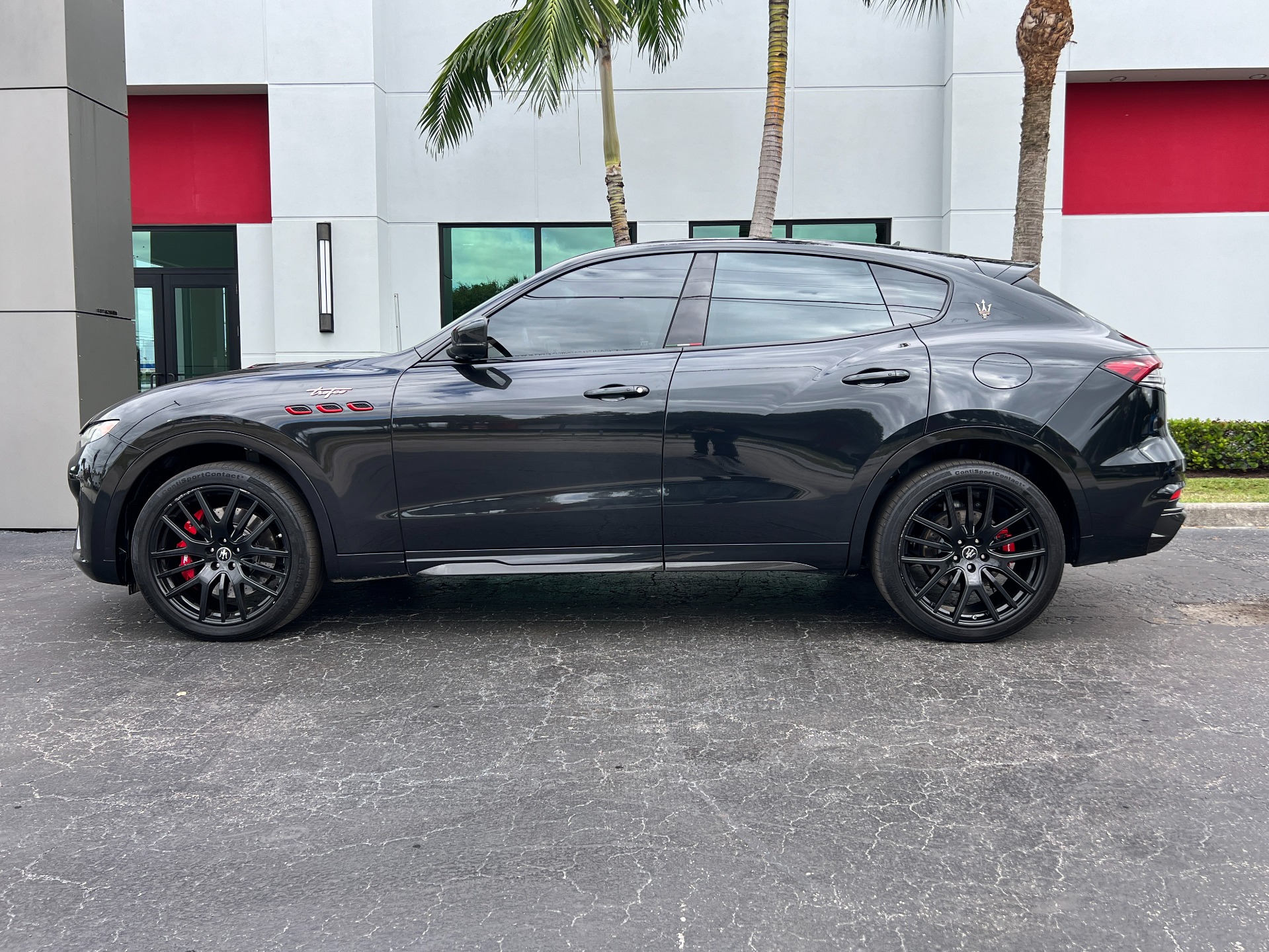 Used-2022-Maserati-Levante-Trofeo