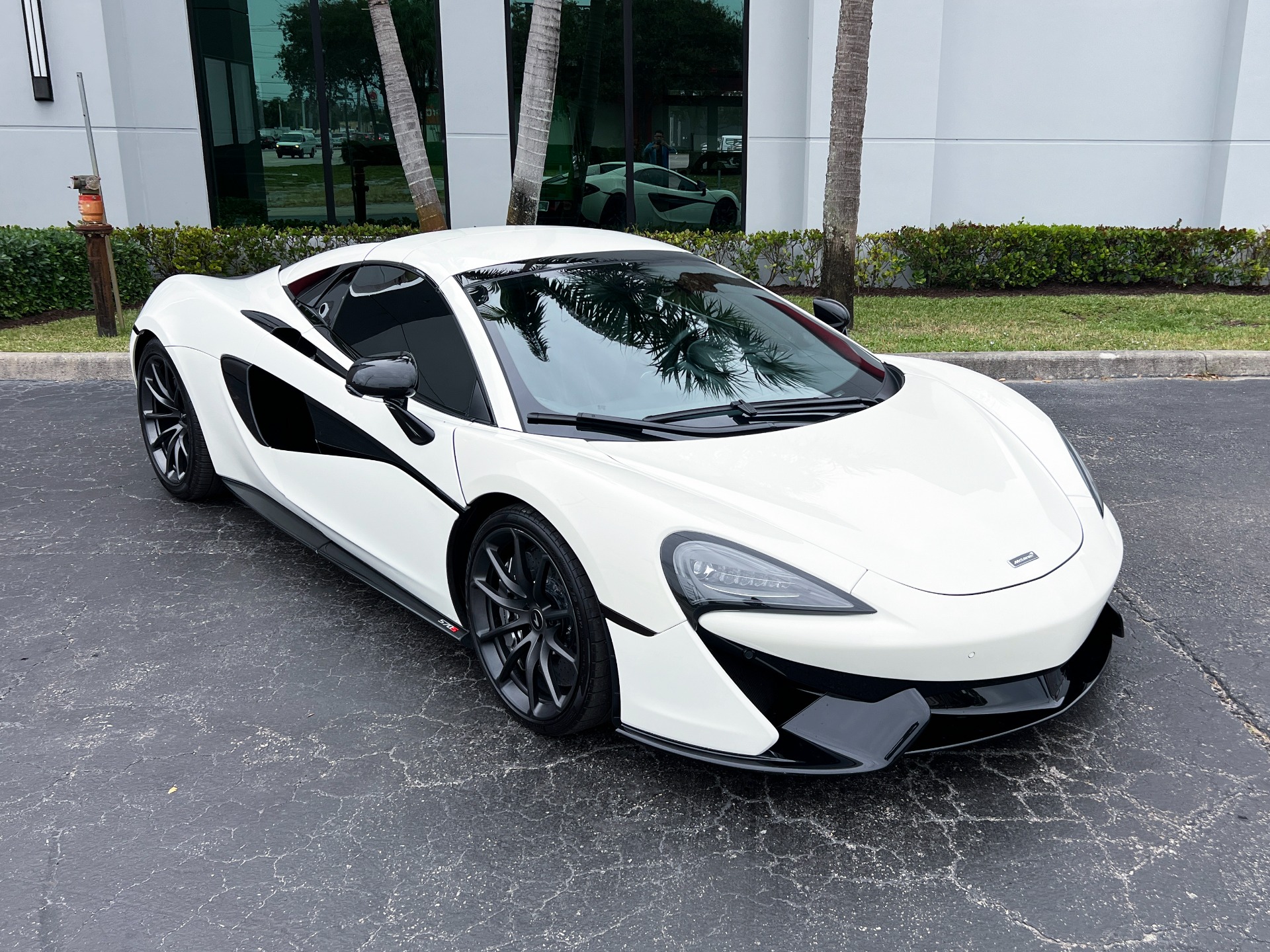 Used-2020-McLaren-570S-Spider