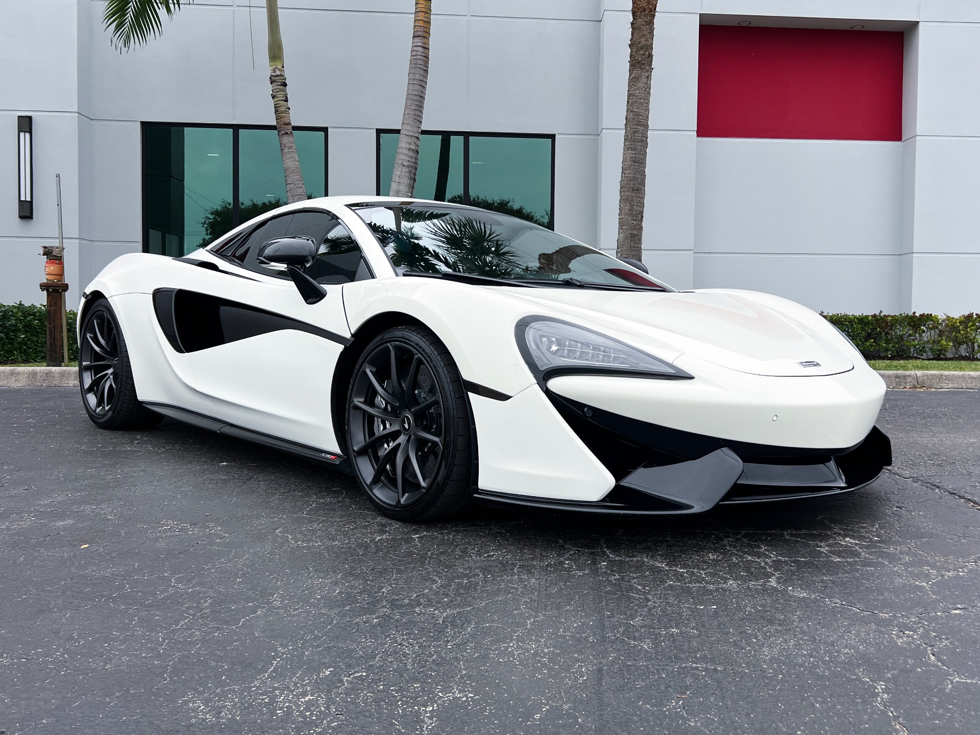 Used-2020-McLaren-570S-Spider