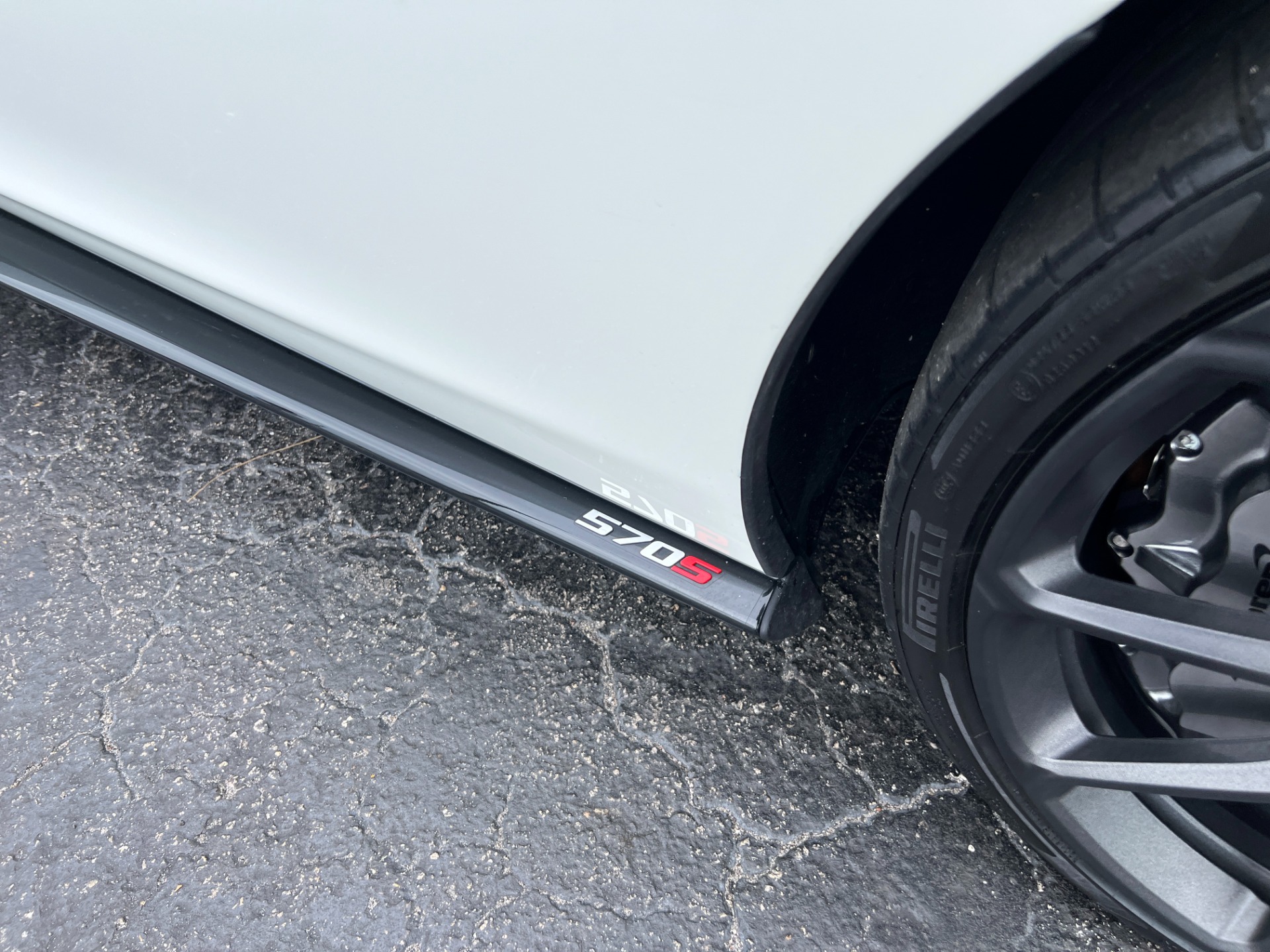 Used-2020-McLaren-570S-Spider