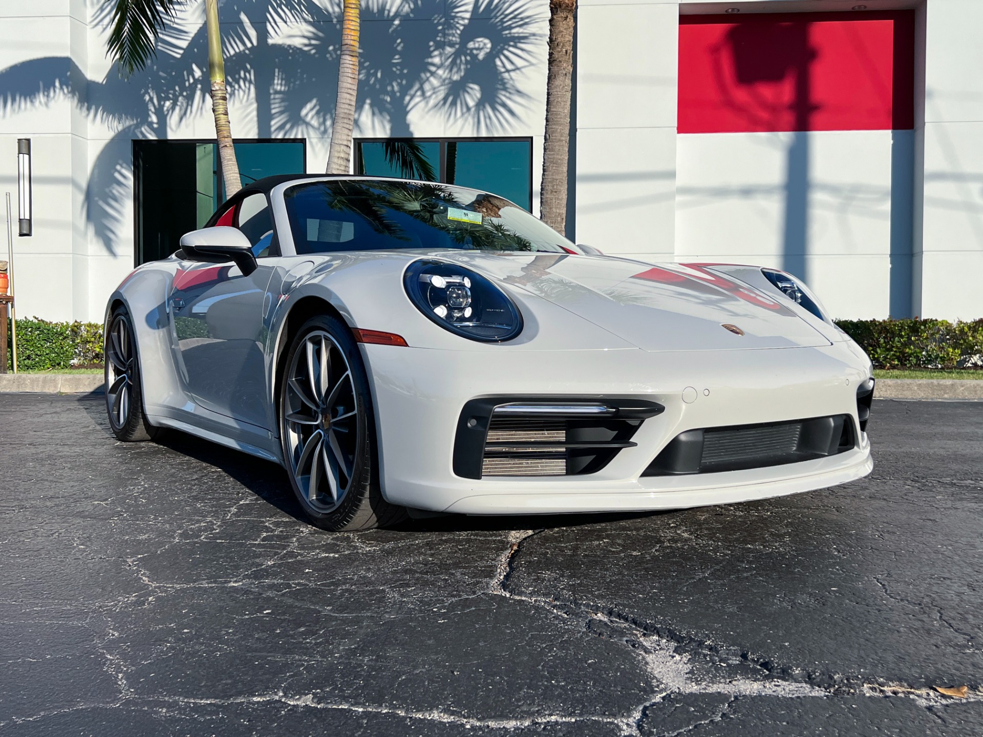 Used-2020-Porsche-911-Carrera-S