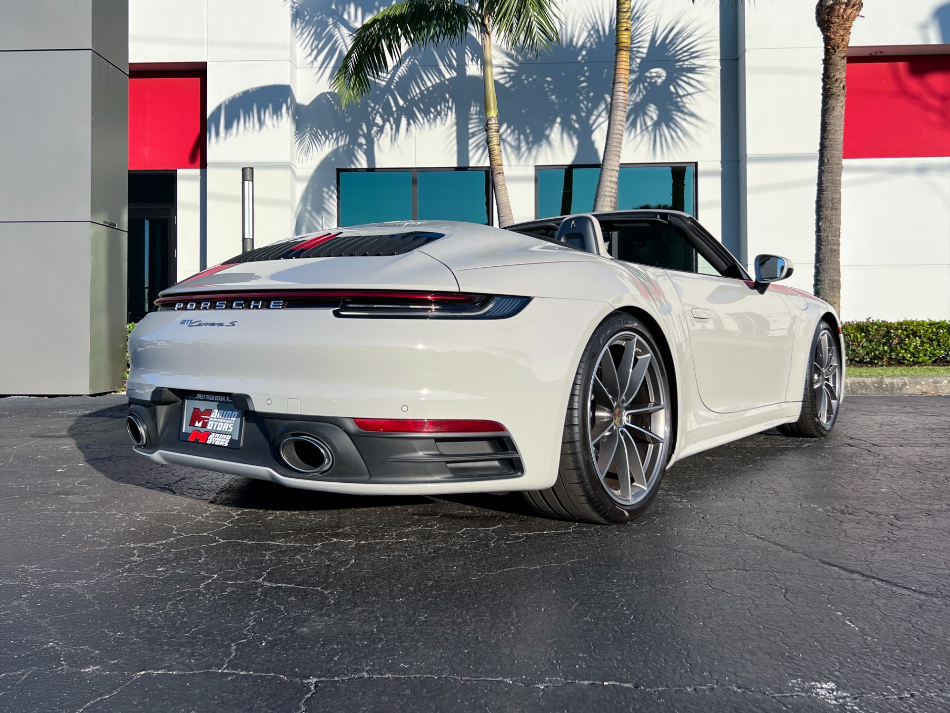 Used-2020-Porsche-911-Carrera-S