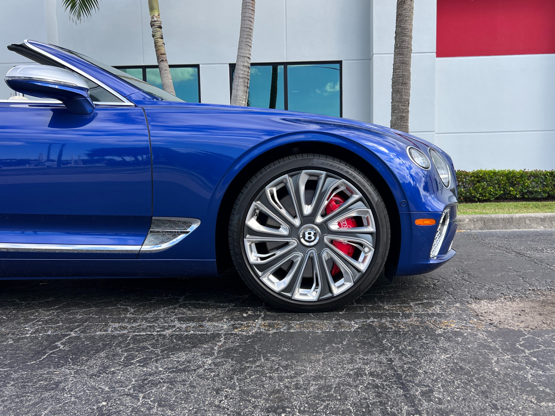Used-2022-Bentley-Continental-GTC-V8
