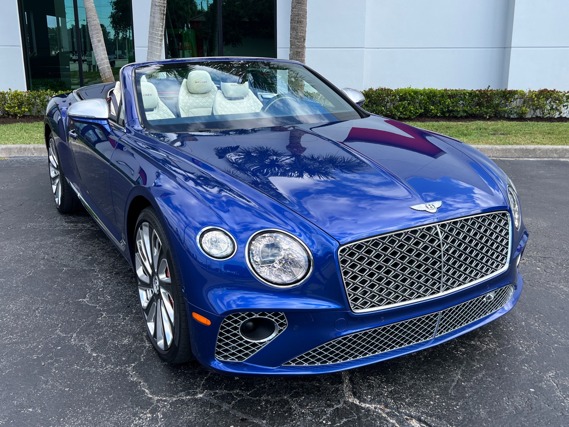Used-2022-Bentley-Continental-GTC-V8