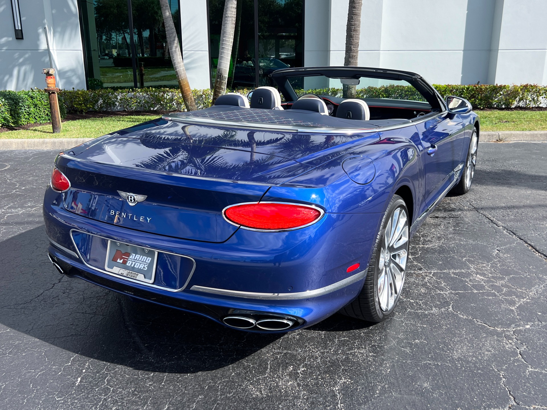 Used-2022-Bentley-Continental-GTC-V8