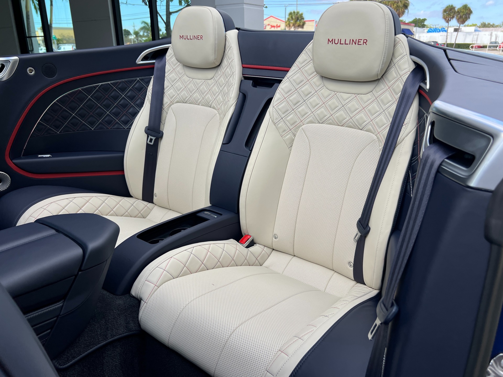 Used-2022-Bentley-Continental-GTC-V8