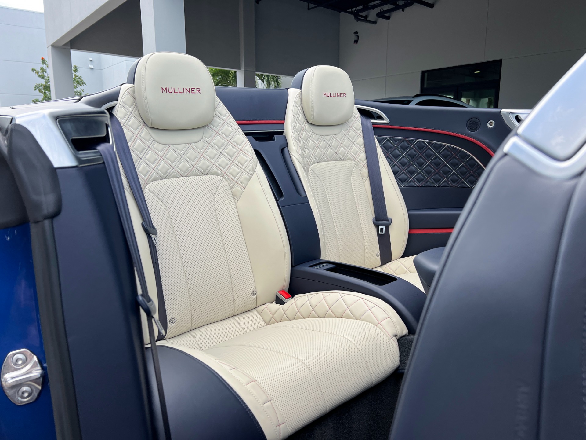 Used-2022-Bentley-Continental-GTC-V8